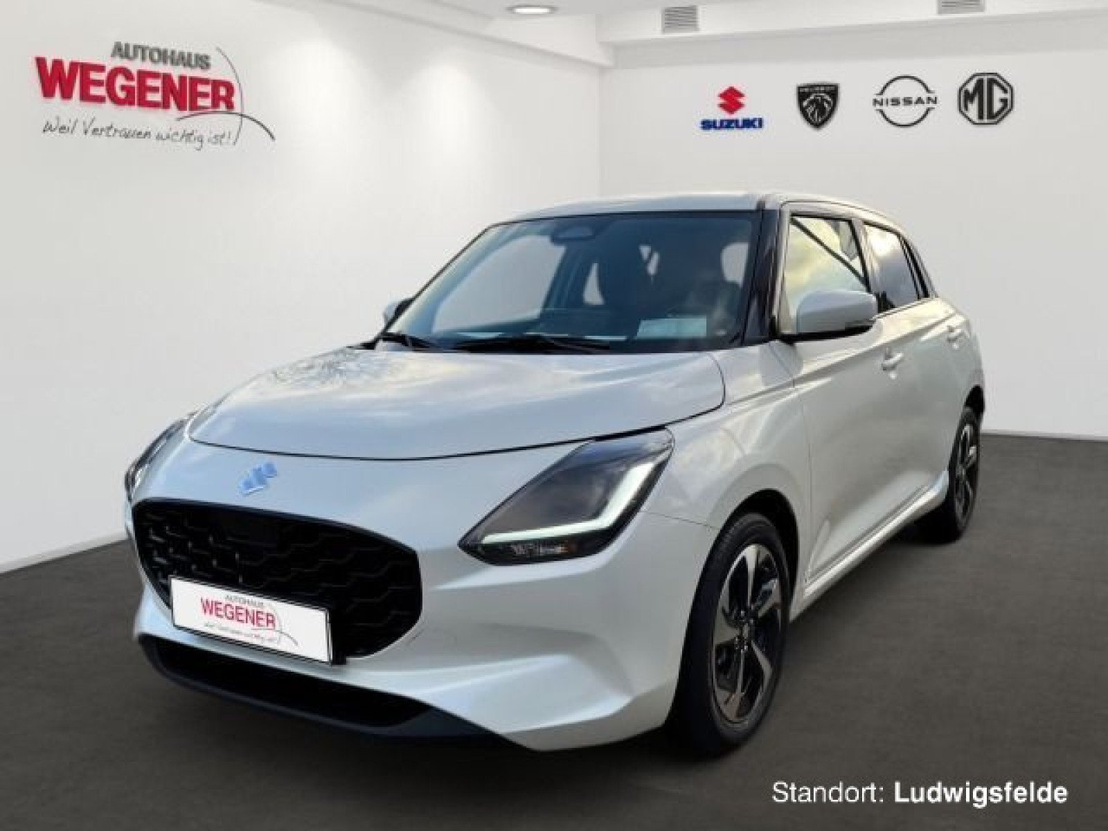 Suzuki SWIFT COMFORT+ HYBRID 61kW)