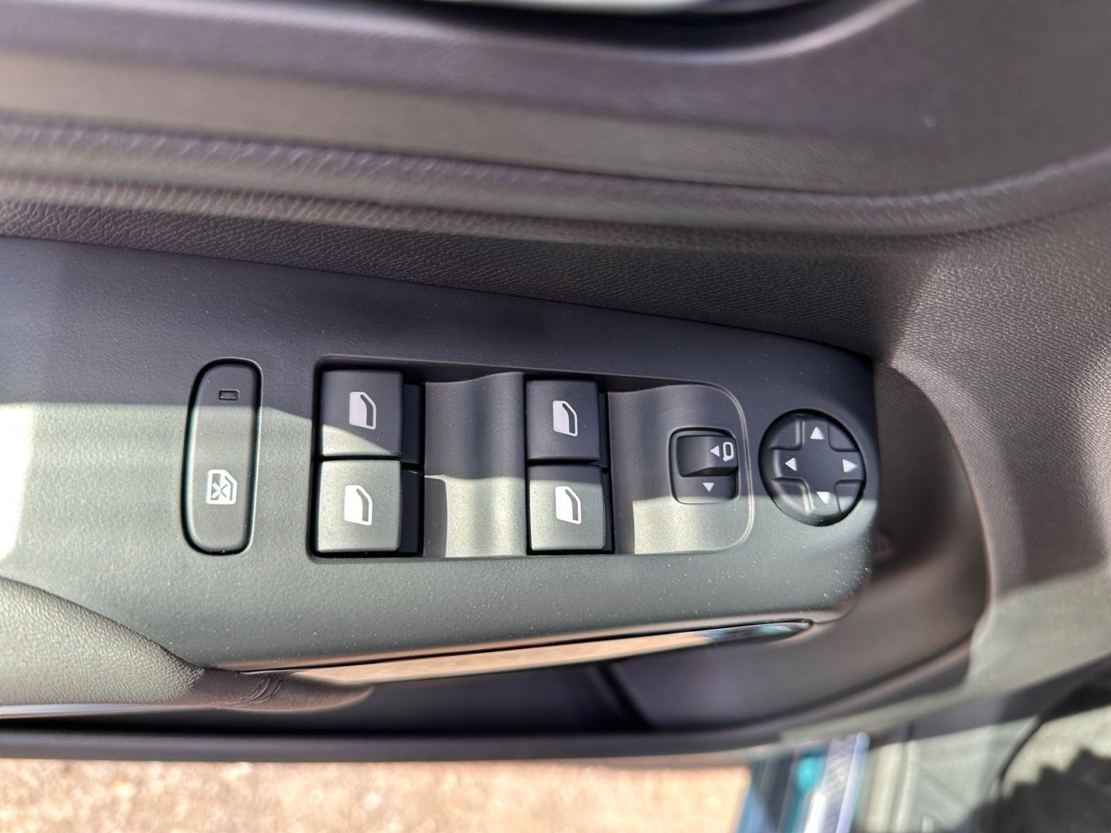 Citroën C5 Aircross 2.0 BlueHDi180 AHK*Navi*Pano*DAB*PDC