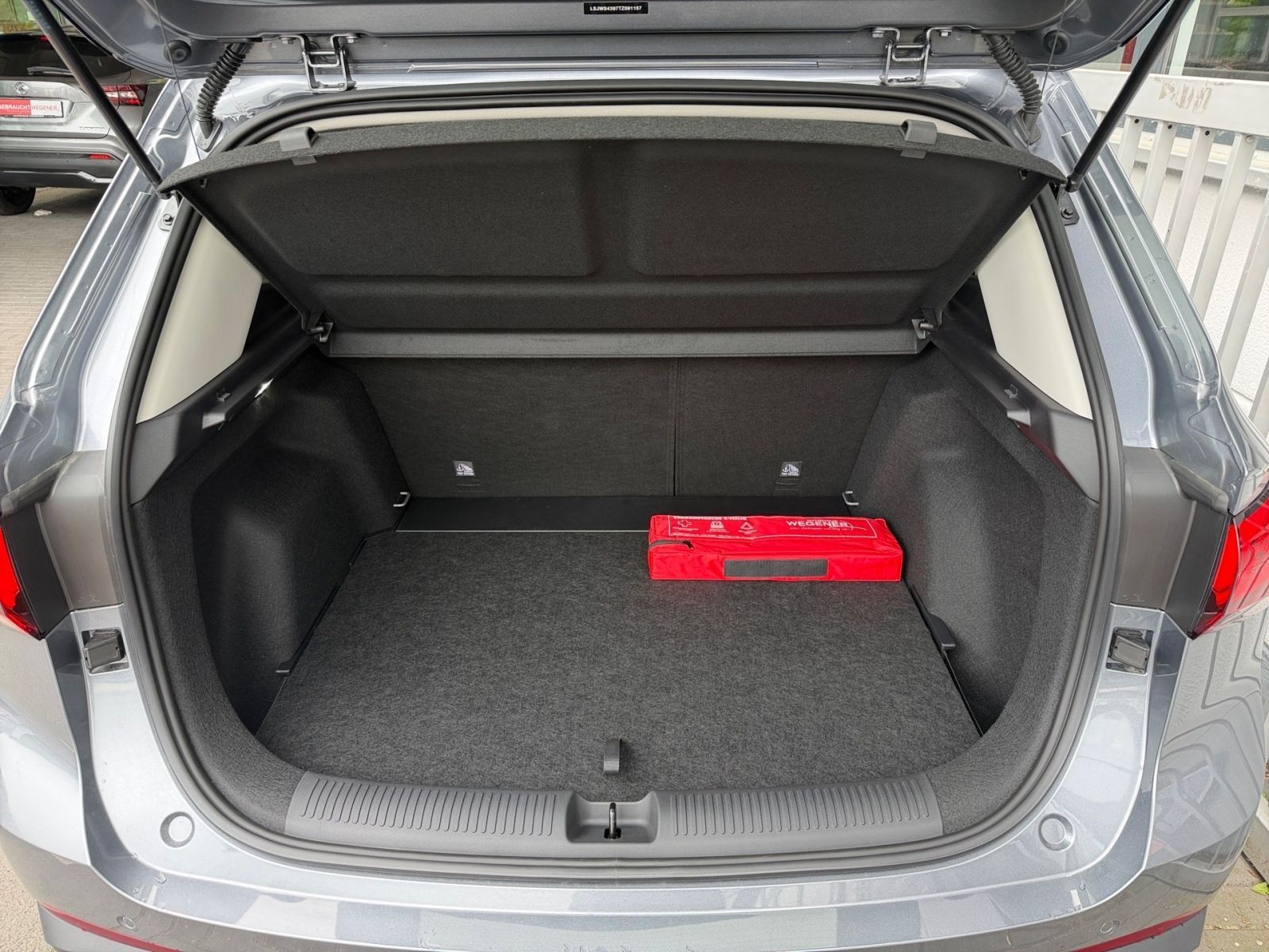 MG MG ZS Hybrid+ Luxury MY25.5