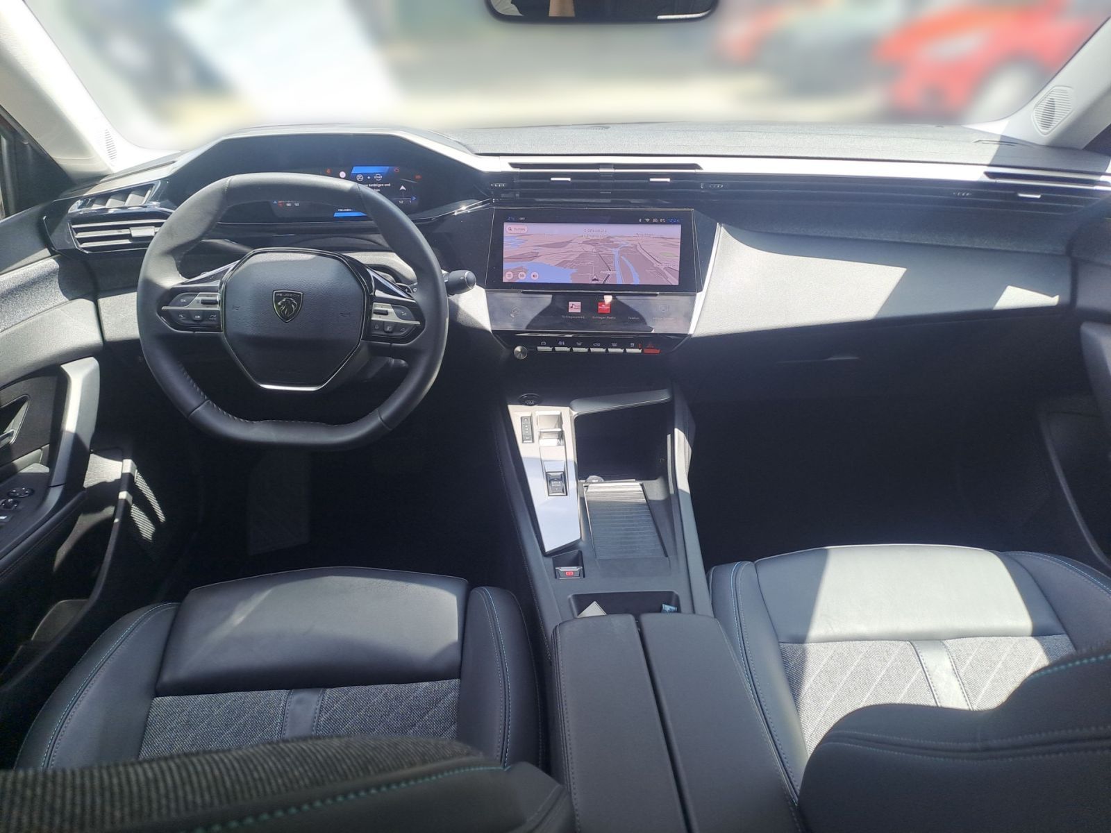 PEUGEOT 408 Allure Pack PureTech 130 EAT8 CAM*Navi*Totw.