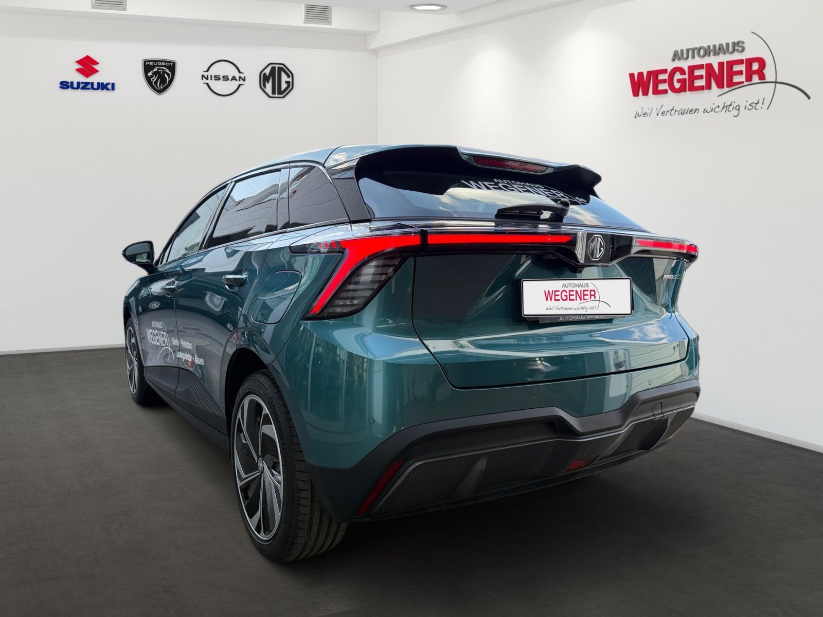 MG MG4 EV 64 kWh Premium - LED CarPlay ACC