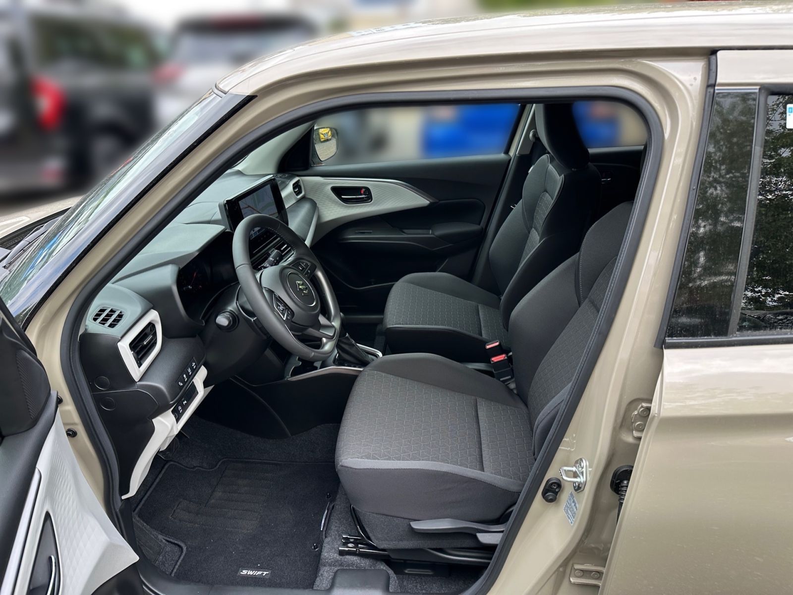 SUZUKI SWIFT COMFORT+ 1,2 AT HYBRID Navi Cam SHZ