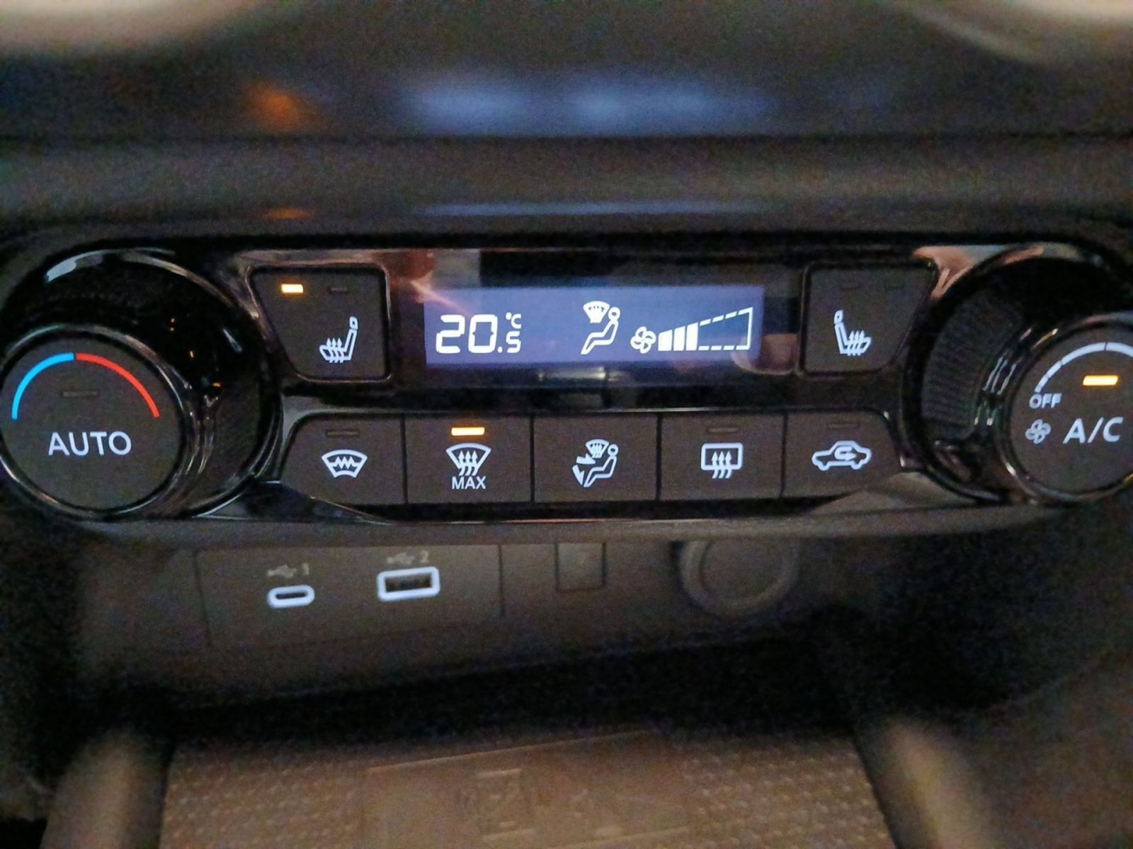Nissan JUKE 1.6 HYBRID 143 PS 4AMT