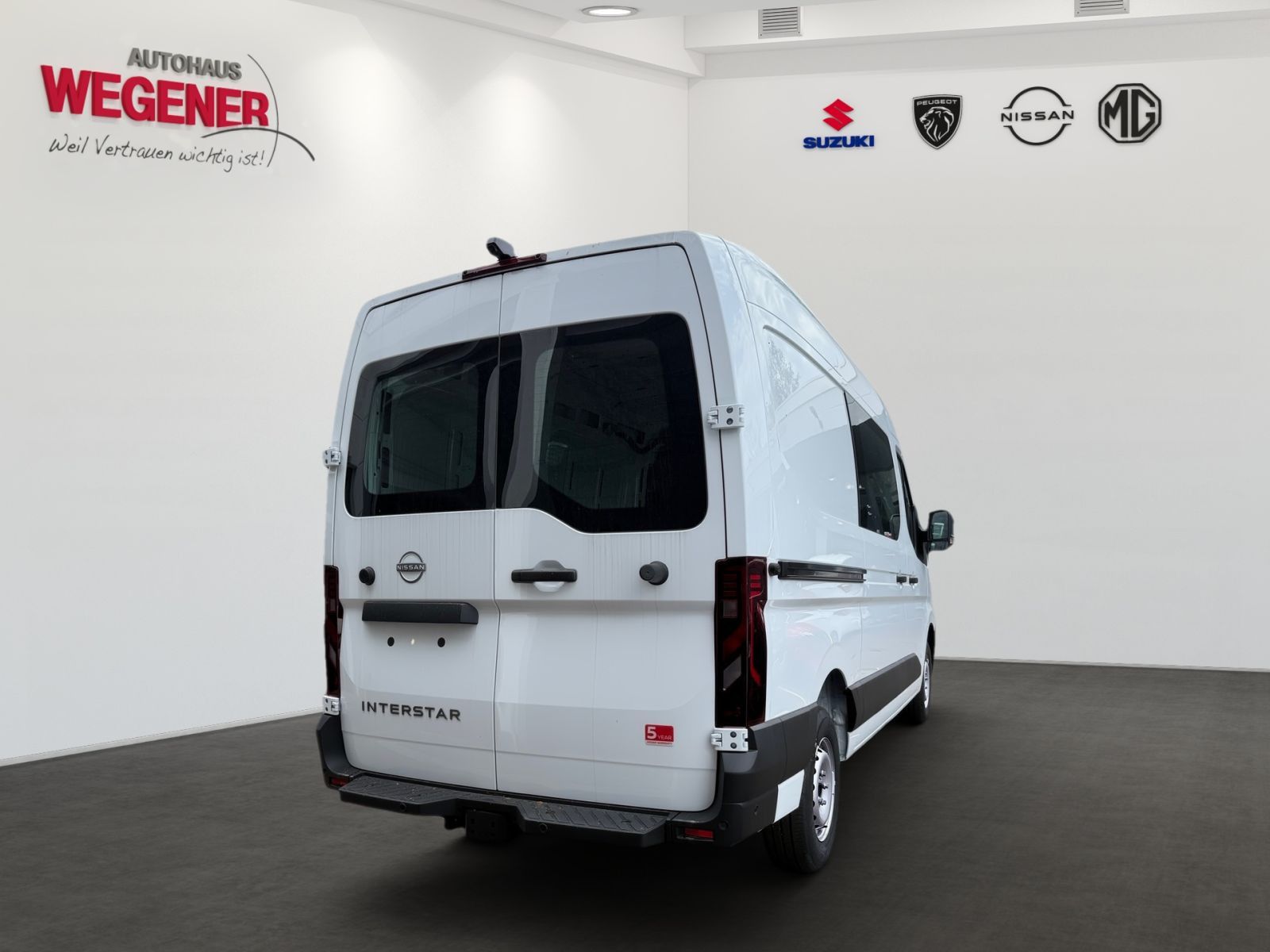 NISSAN Interstar N-CONNECTA L2H2 AHK 270 Komfort Paket