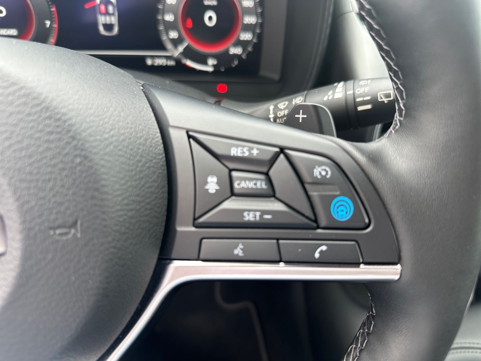 Nissan Juke N-Connecta 1.0 AT Navi Winter 360° CarPlay