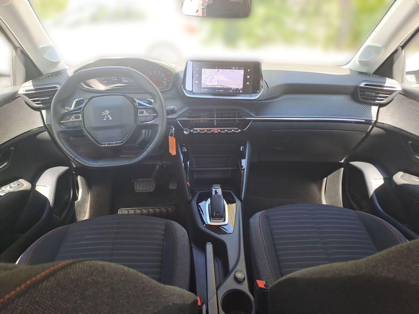 Peugeot 208 PureTech 100 1.2 Active Pack Navi*PDC*GRA