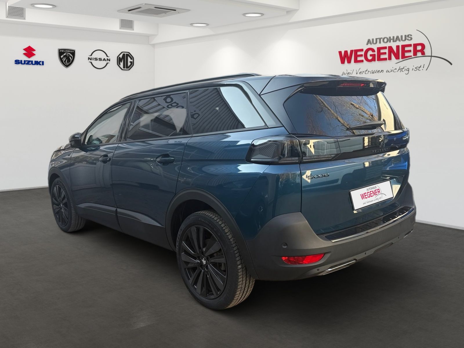 PEUGEOT 5008 GT PURETECH 130 EAT8 NAVI KAMERA SHZ