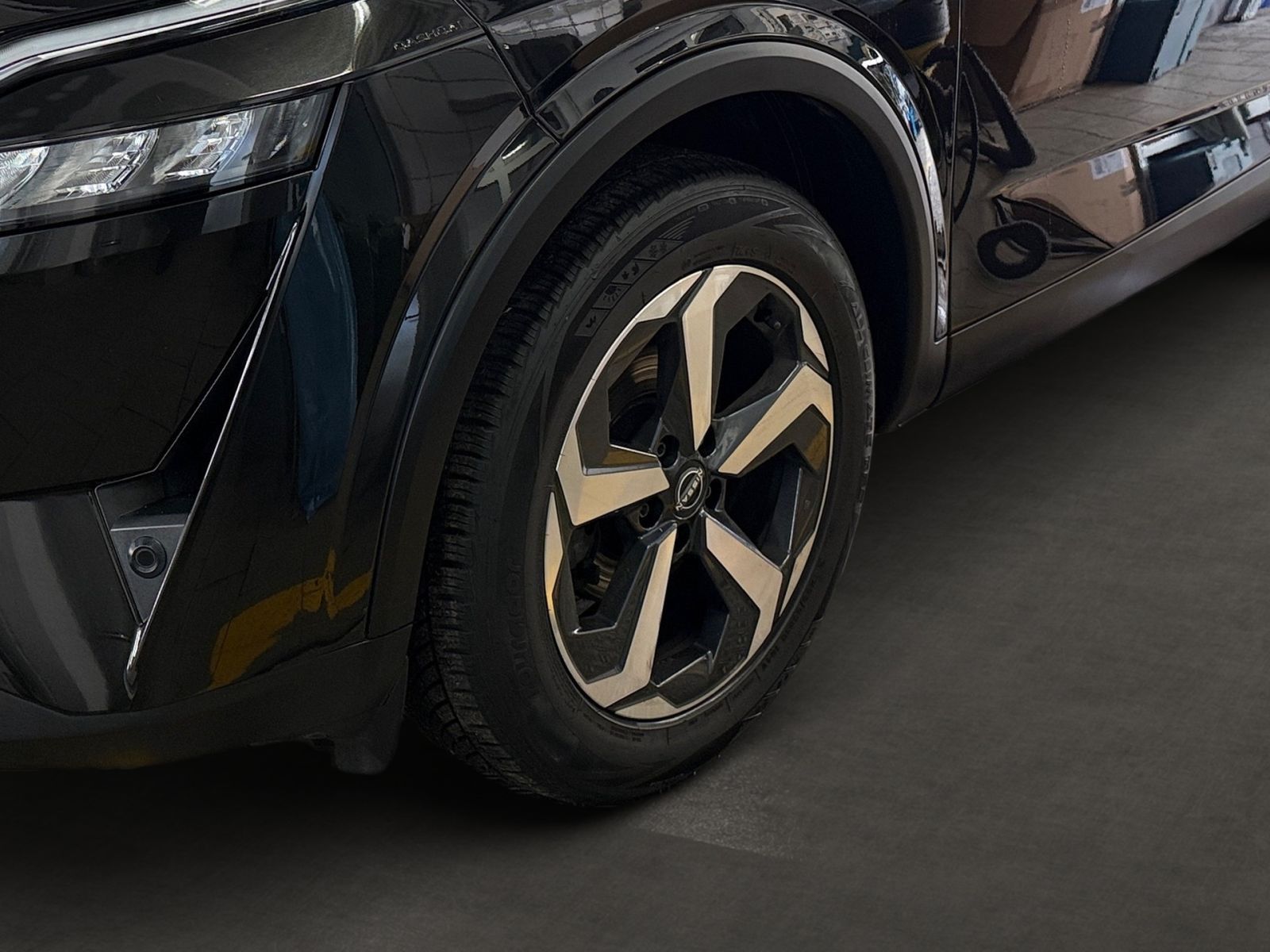 NISSAN Qashqai 1.3 DIG-T N-Connecta Navi*360°*CarPlay