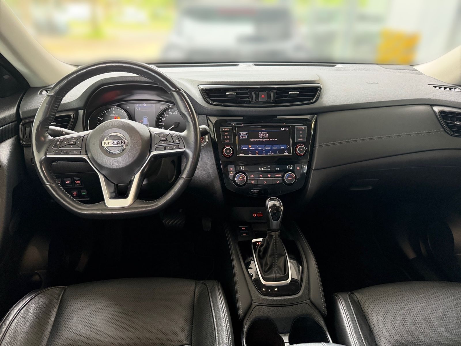 NISSAN X-Trail 1.3 DIG-T Tekna 7Sitzer Navi*Xenon*Leder
