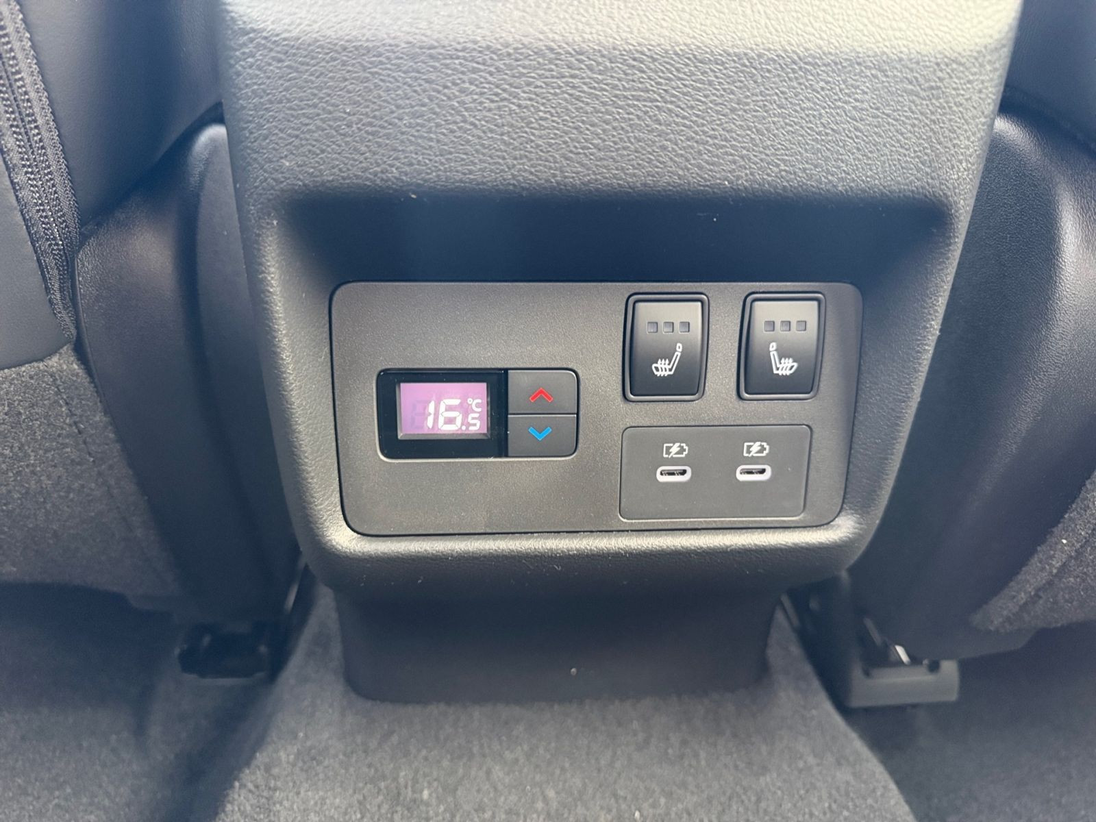 Nissan X-Trail N-Connecta 1.5 AT- LED 360CAM CarPlay HUD 12,3"-TFT