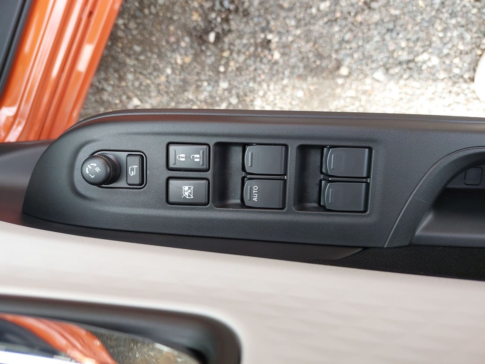 SUZUKI SWIFT COMFORT+ CVT HYBRID NAVI KAM SHZ