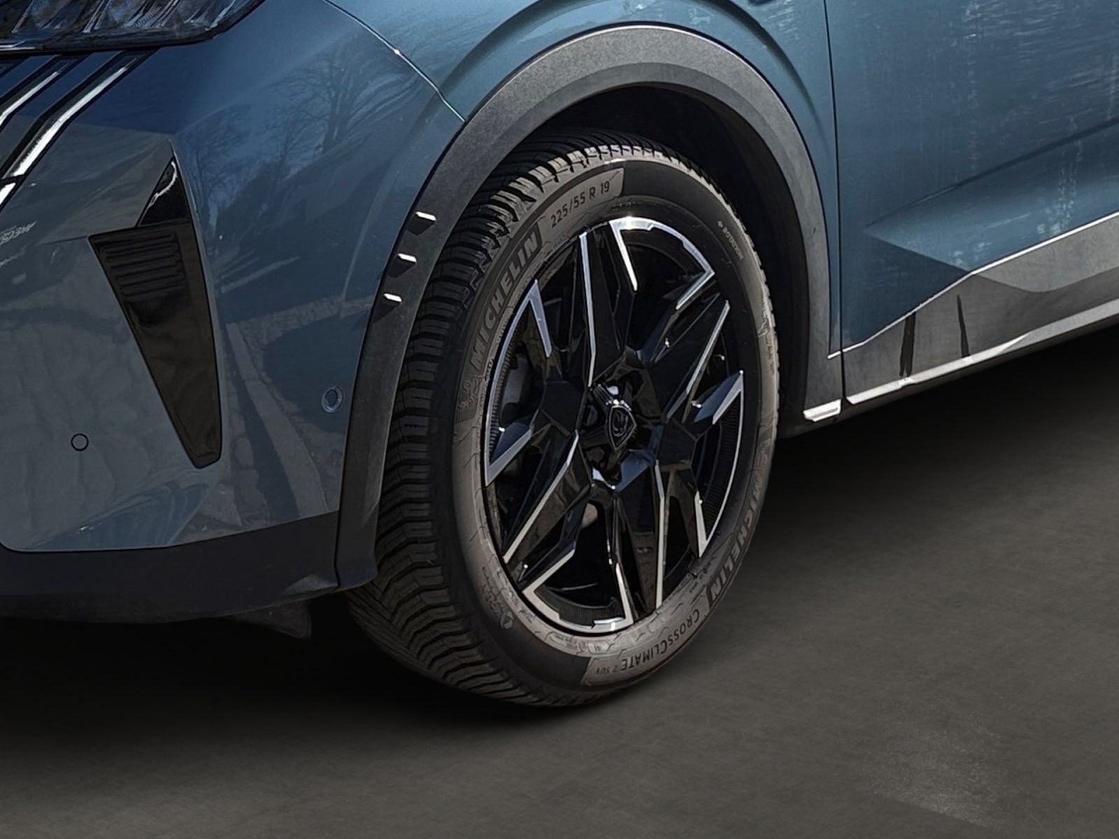 PEUGEOT 3008 Allure HYBRID 136 e-DSC6 *KAMERA*NAVI*SHZ*