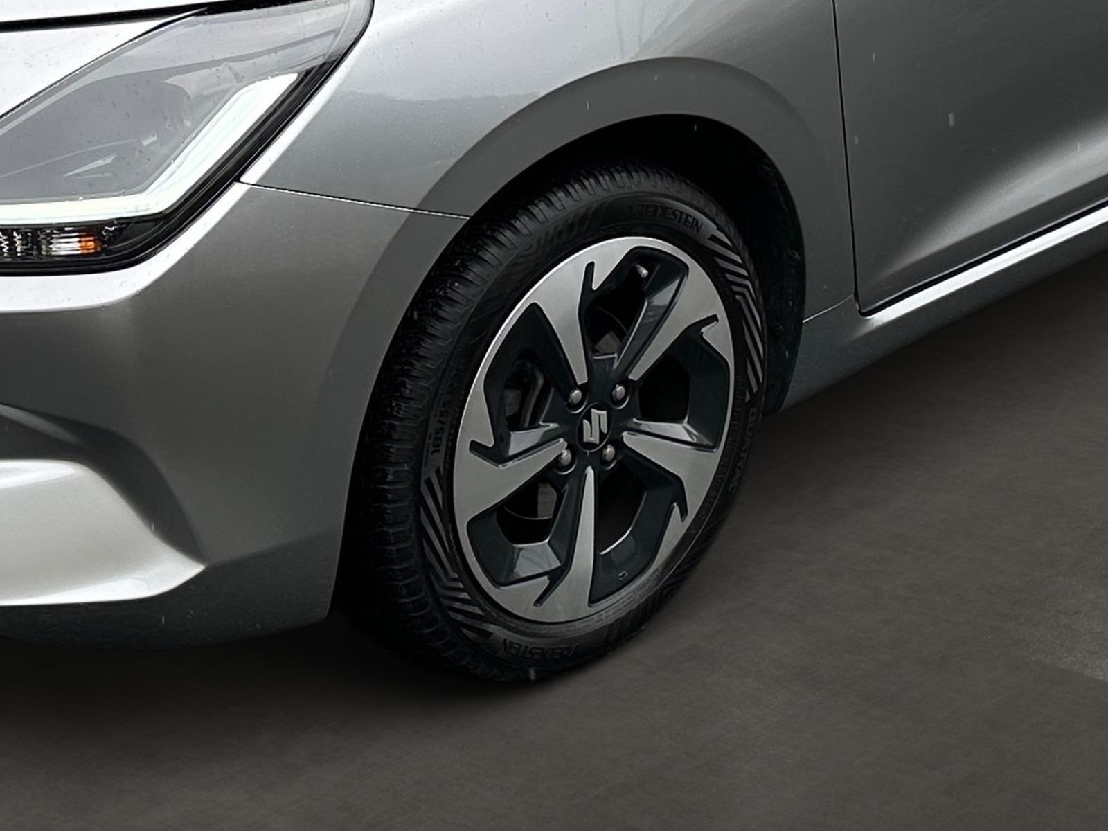 SUZUKI SWIFT COMFORT+ HYBRID 1.2 MT CAM NAVI SHZ