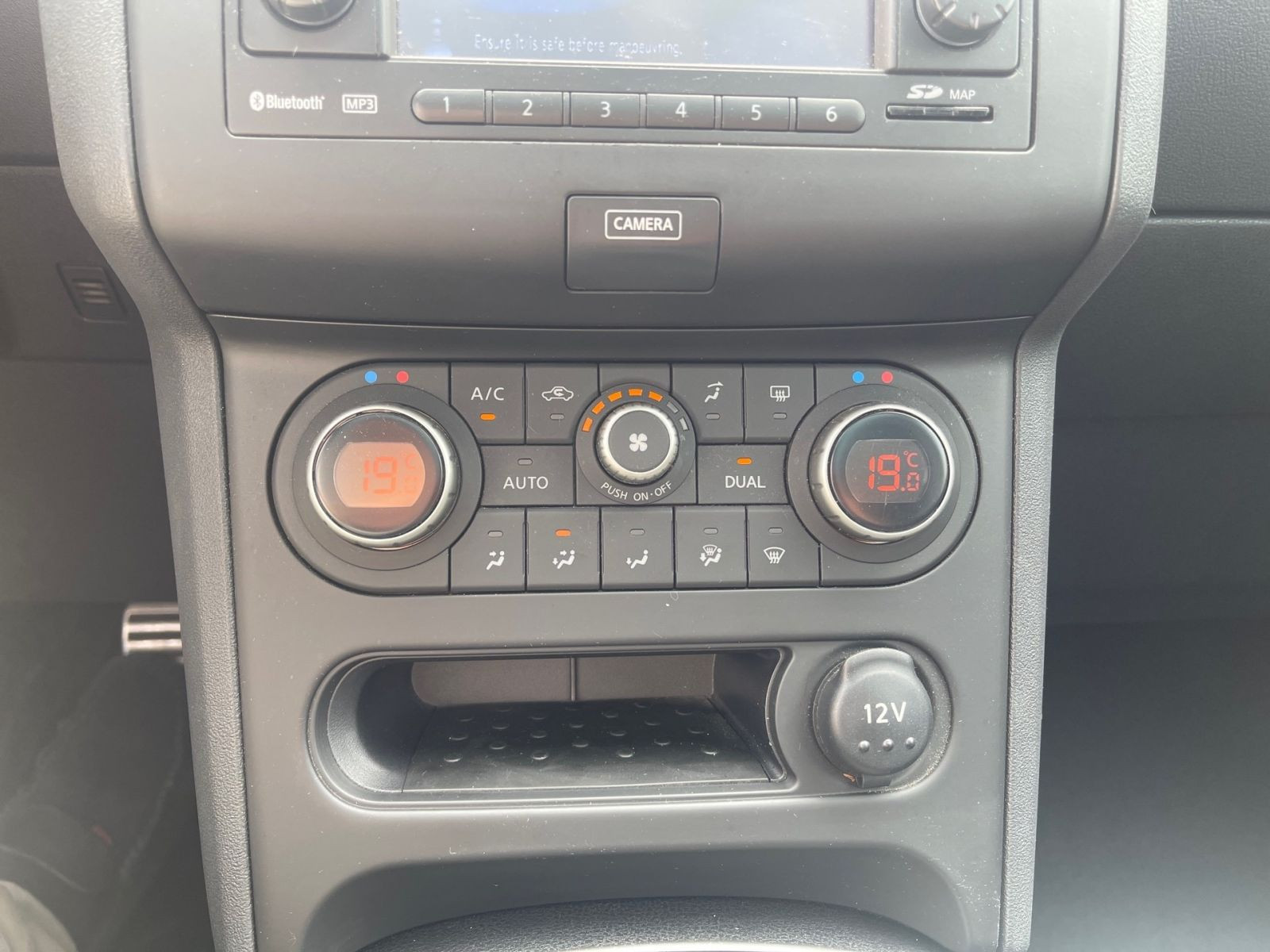 Nissan Qashqai 1.6 MT I-WAY NAVI*360°*PANO*BLUETOOTH