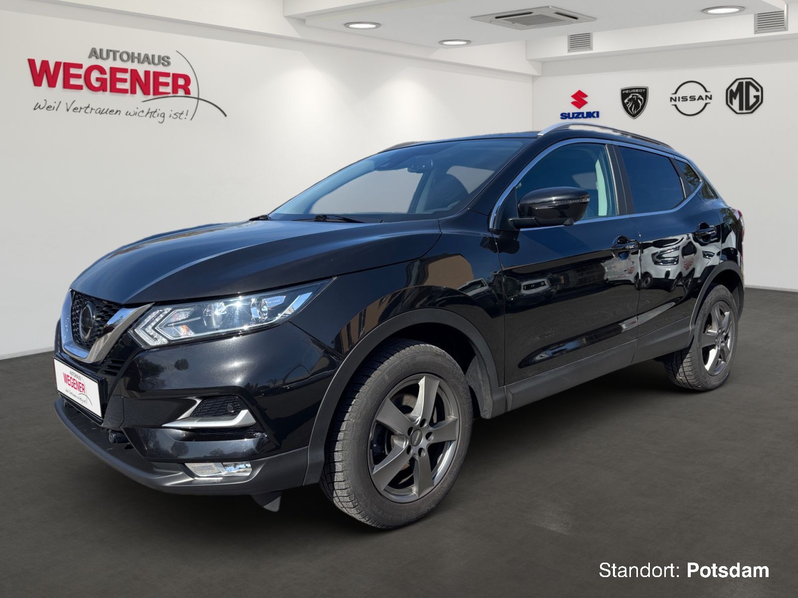 NISSAN Qashqai 1.3 DIG-T MT Pano*Navi*CAM*SHZ*DAB