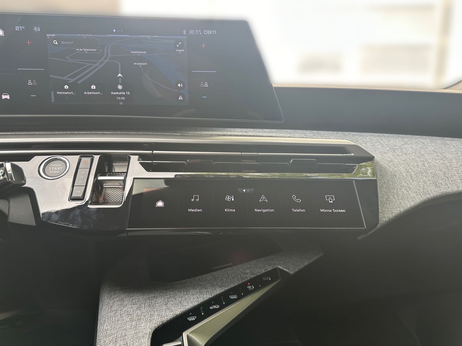 PEUGEOT 3008 Allure Hybrid 145 e-DSC6 *Kamera*21"Curved*