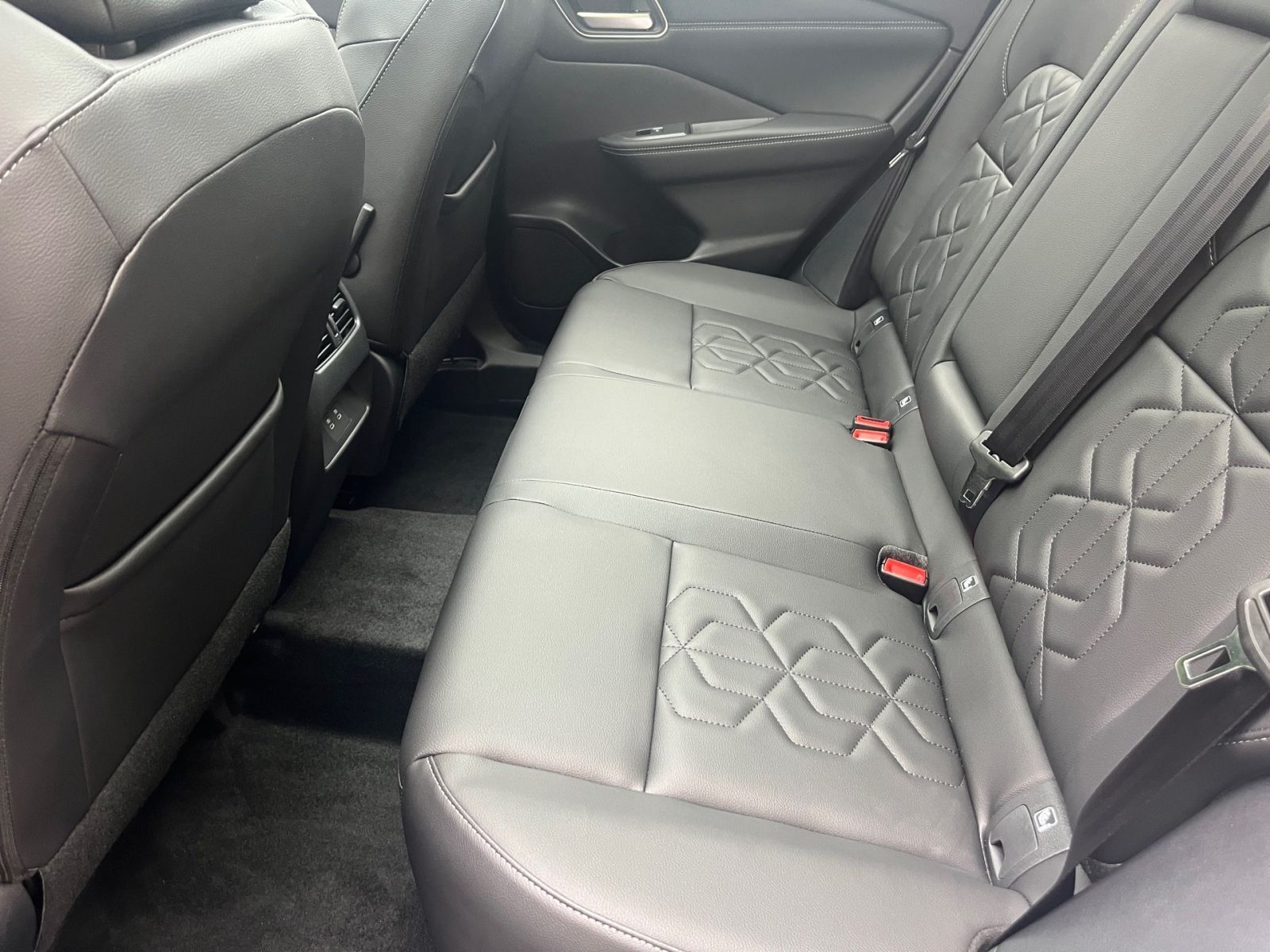 NISSAN QASHQAI TEKNA 1.5 VC-T e-POWER LED NAVI PANO 360