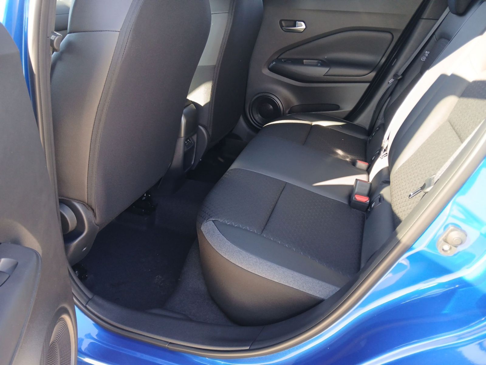 NISSAN JUKE 1.6 HYBRID 143 PS 4AMT N-Connecta