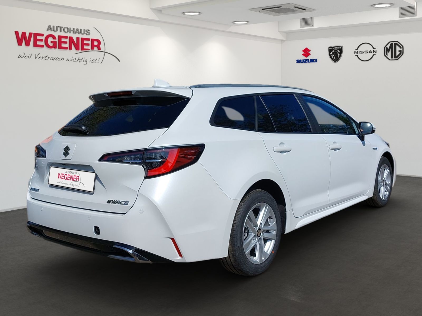 SUZUKI Swace 1.8 Comfort+ CVT Hybrid Navi*CarPlay