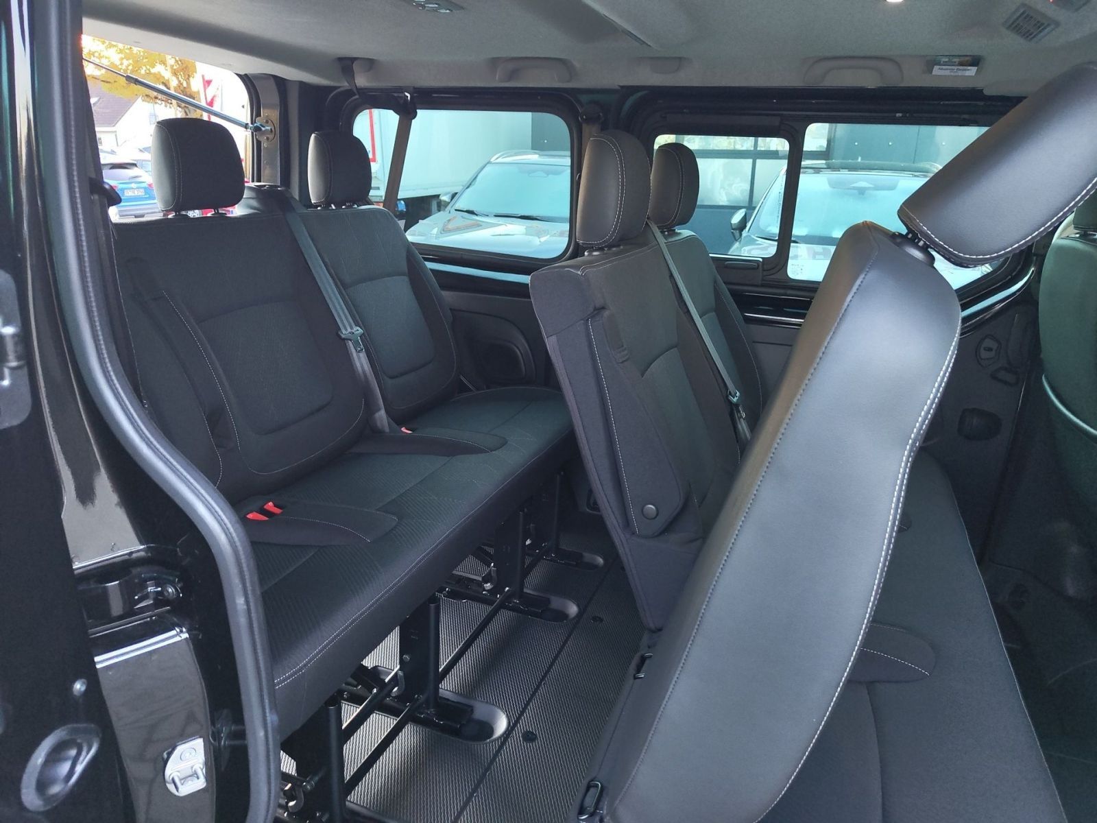 NISSAN PRIMASTAR KOMBI TEKNA L1H1 2,8t NAVI KAMERA