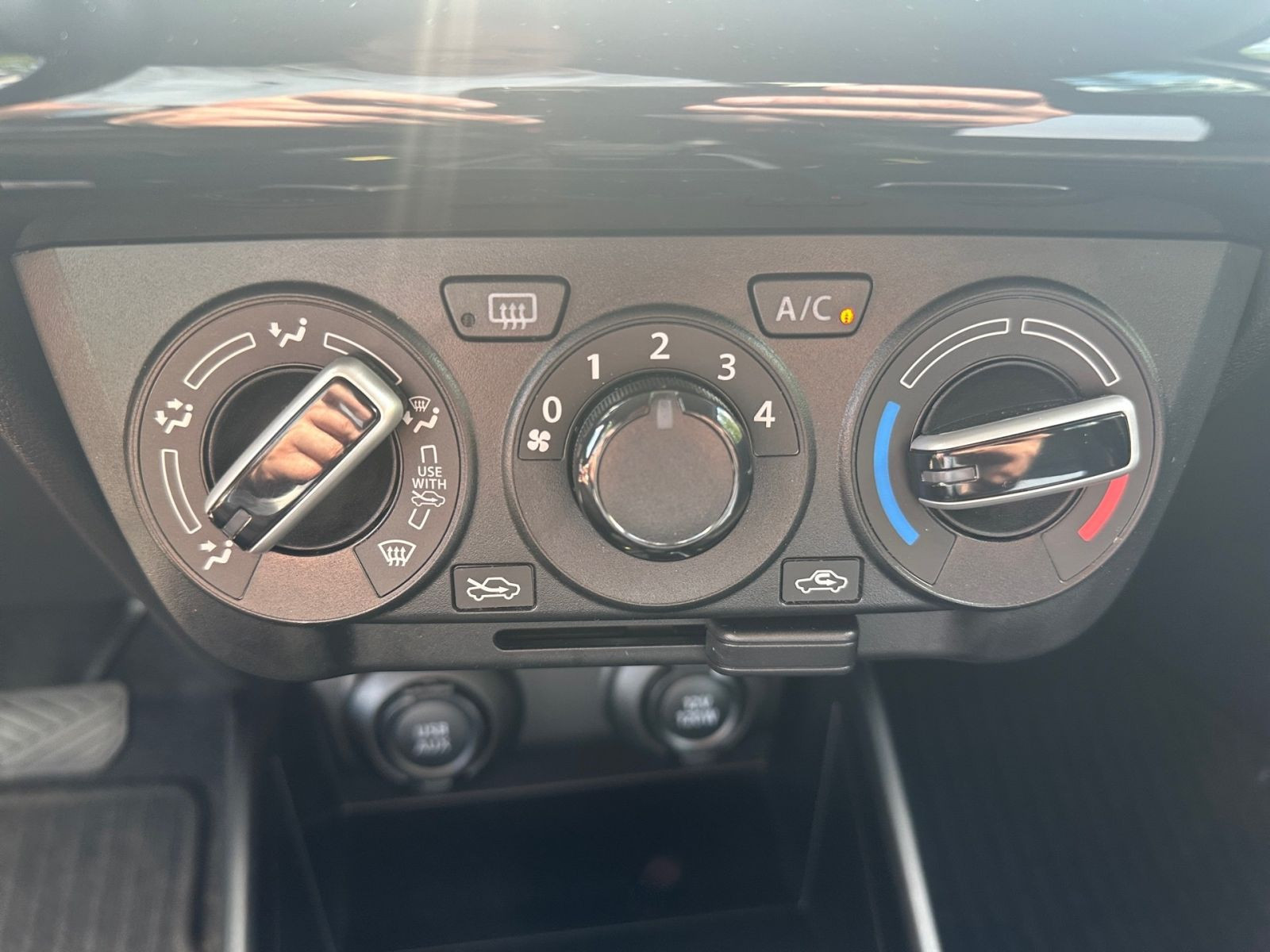 Suzuki Swift 1.2 CVT Comfort LED Navi Kamera ACC Bluet.