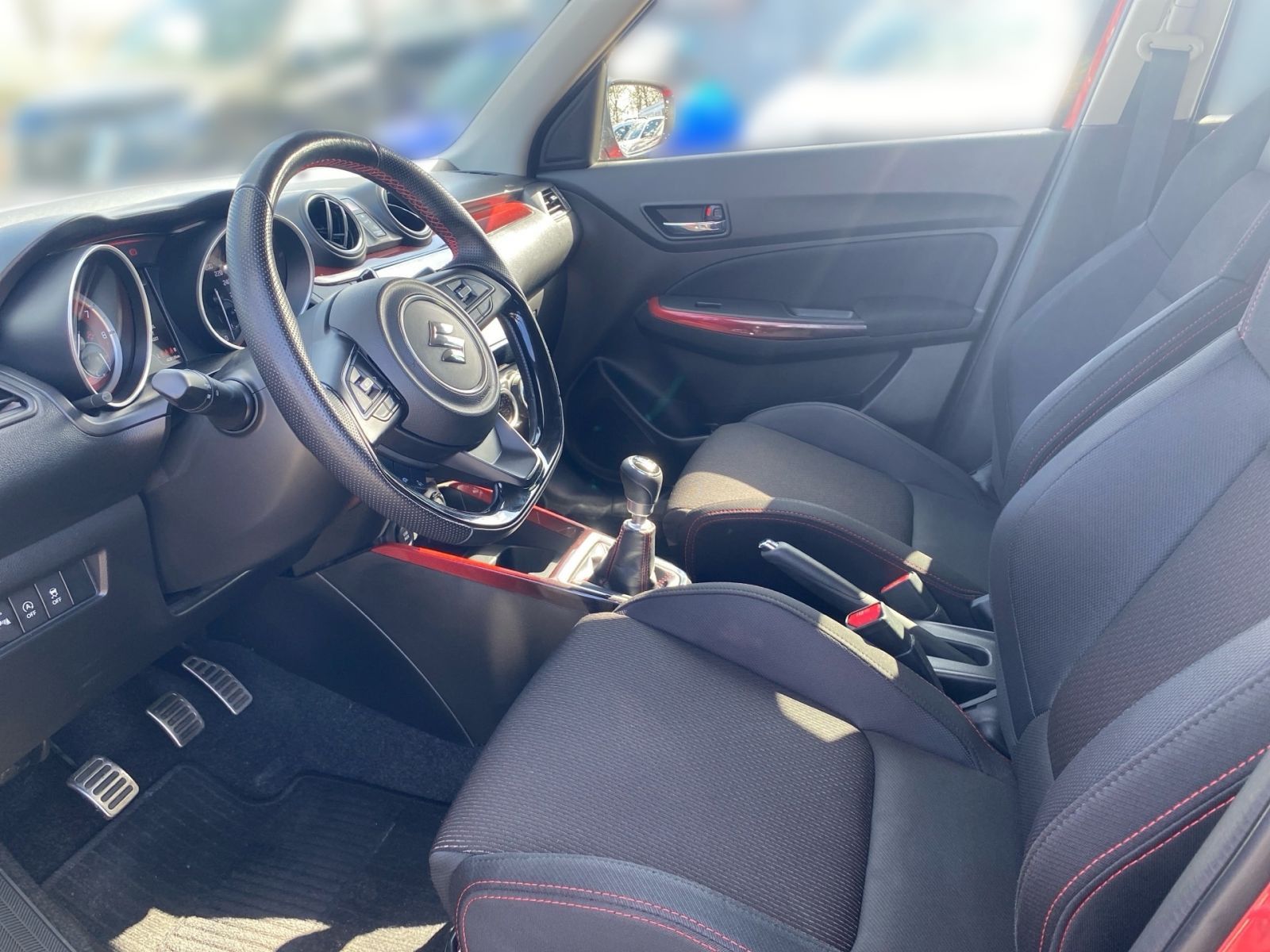 SUZUKI Swift 1.4 SPORT HYBRID SHZ*NAVI*PDC*CAM*KEYLESS