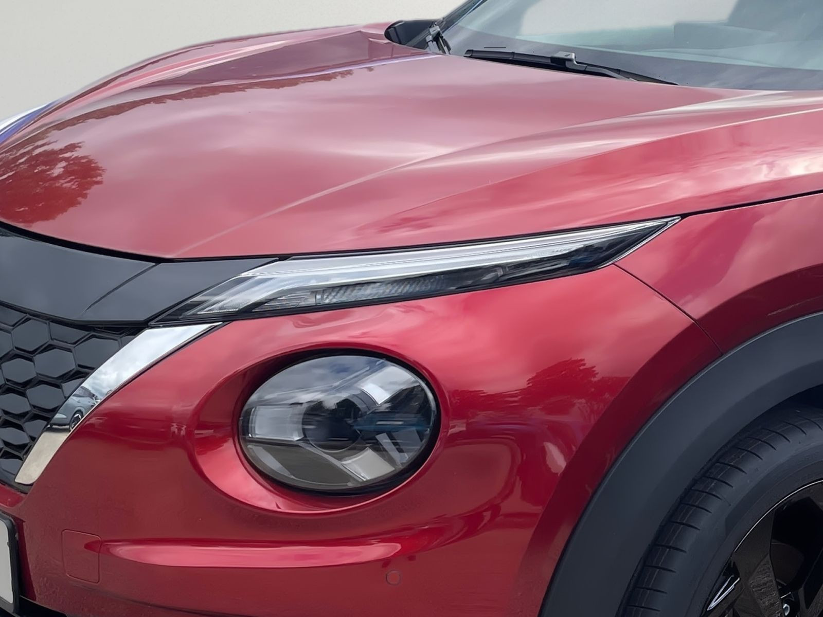 Nissan JUKE TEKNA 1.6 Hybrid 4AMT BOSE 360°KAMERA 19"LM