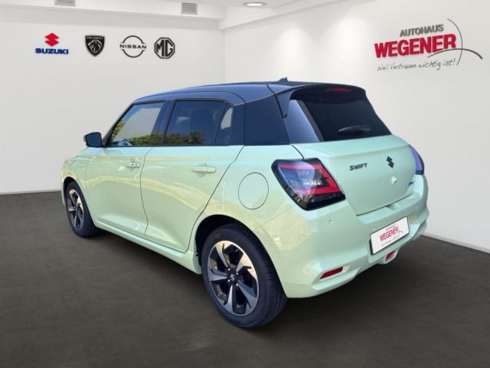 Suzuki SWIFT COMFORT+ CVT HYBRID (61kW)
