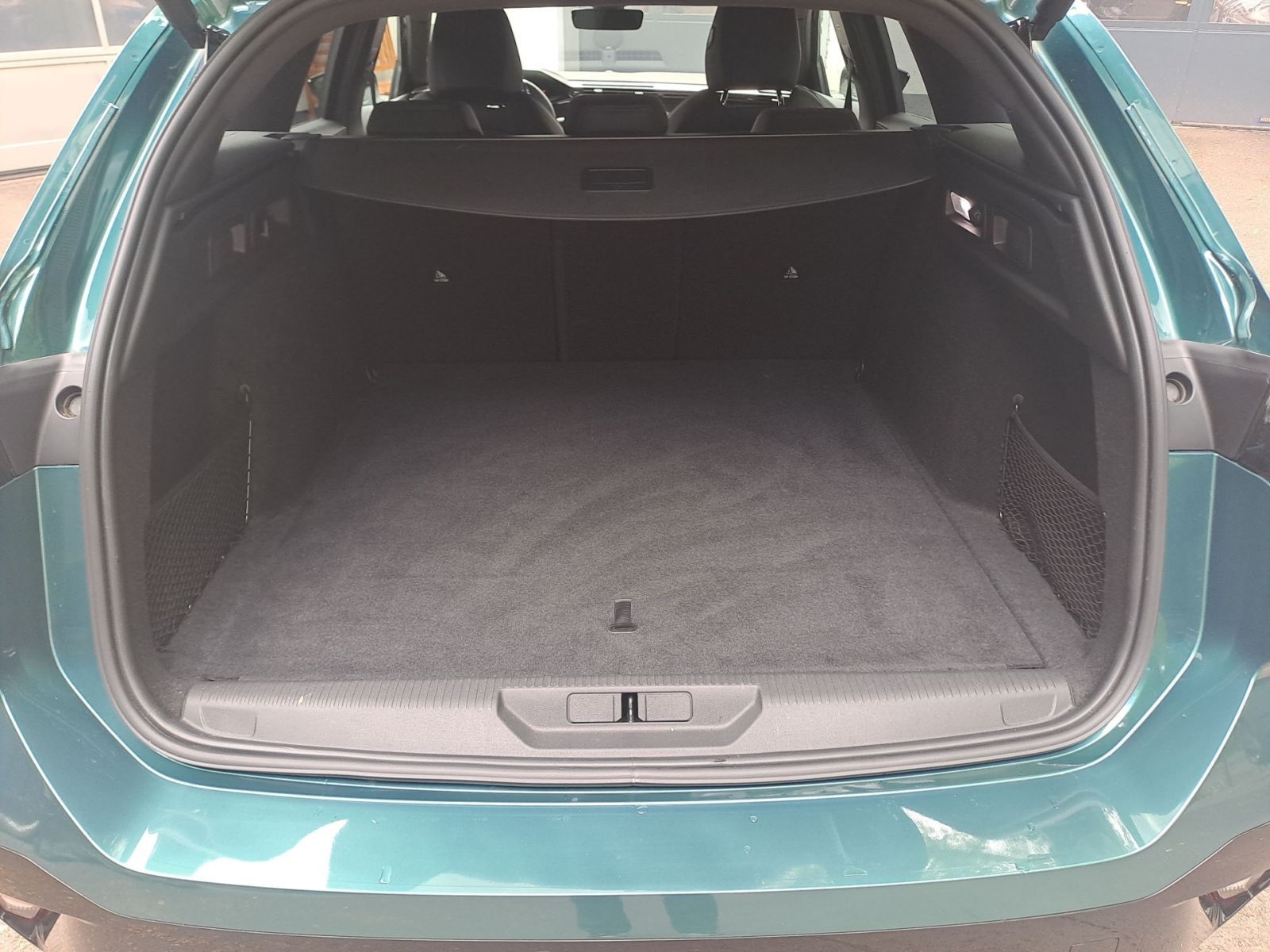 PEUGEOT 308 SW GT PureTech 130 EAT8 Massage*Sound*Navi