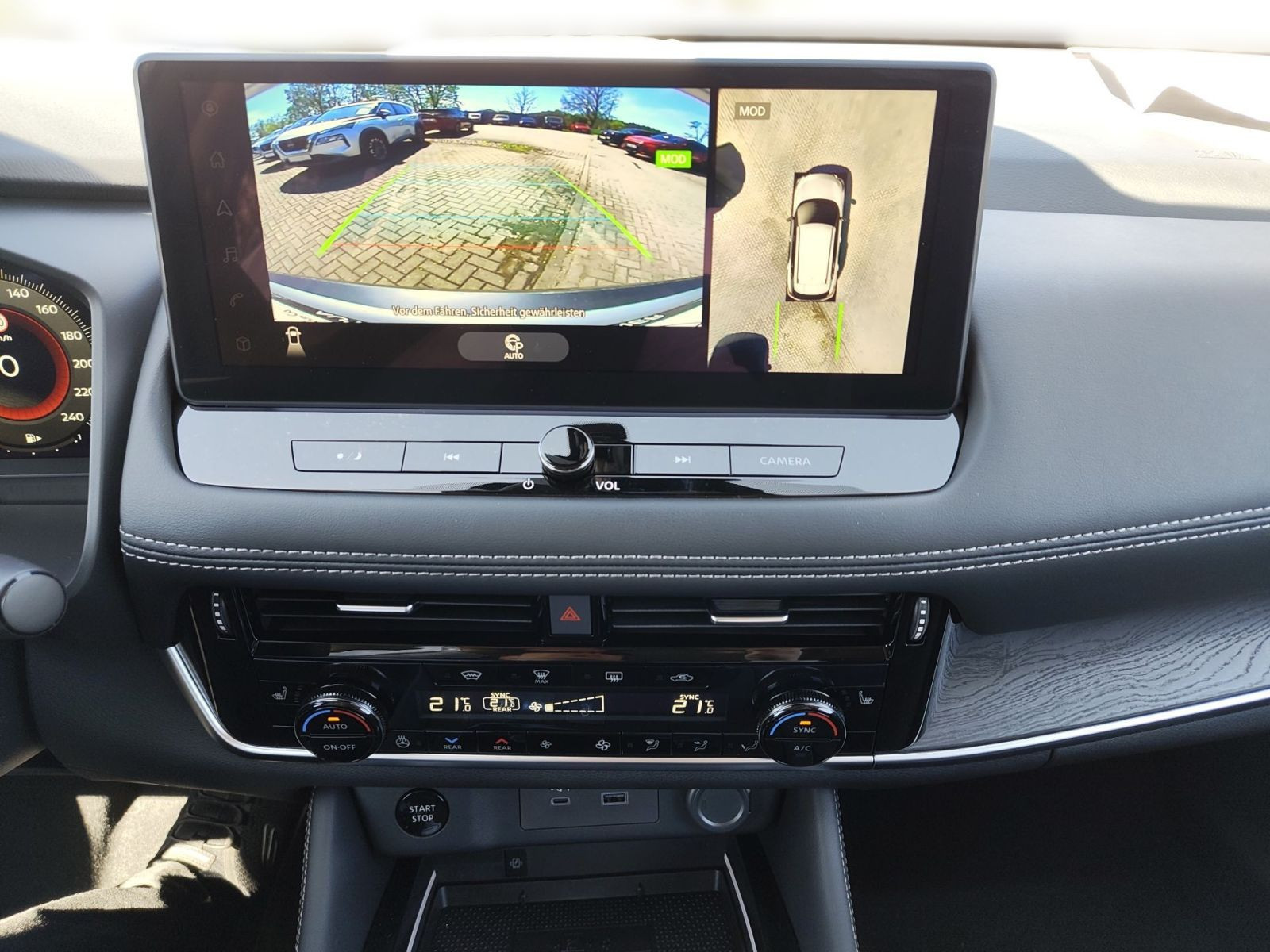 Nissan X-Trail Tekna 1.5 AT - HUD NAVI SHZ Keyless 360CAM ACC LKA SWA