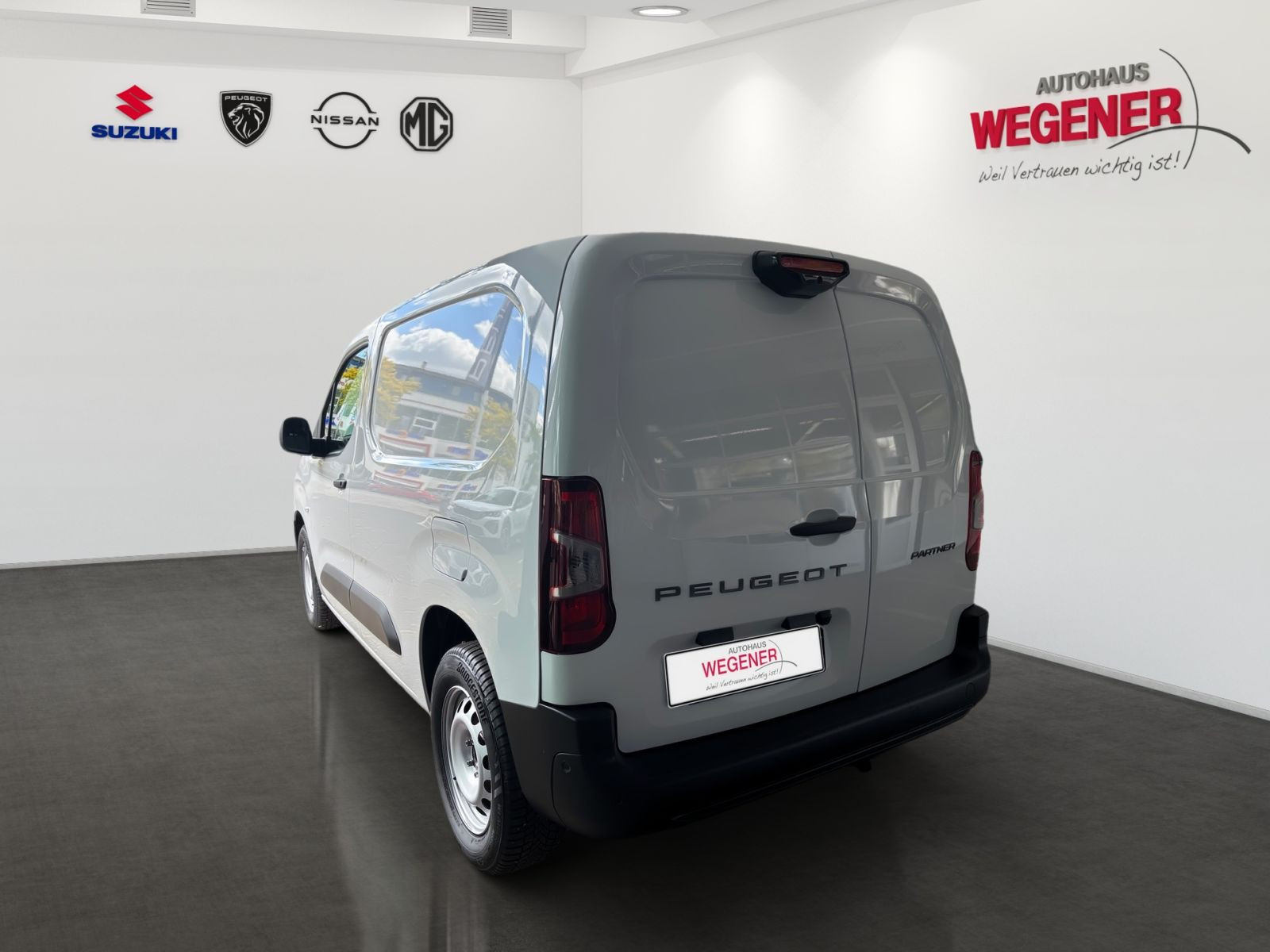Peugeot Partner L1 100 BlueHDi *Kamera*Holzboden