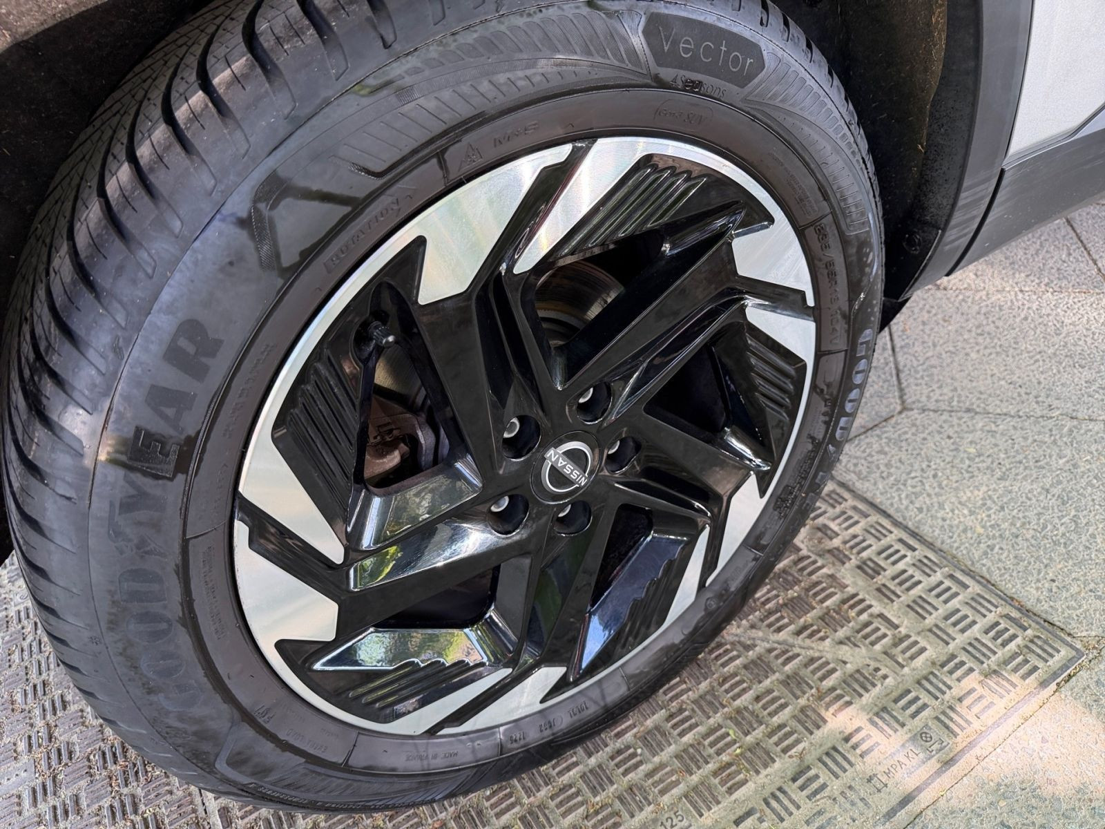 Nissan Qashqai 1.3 DIG-T MHEV N-Connecta Totw.*CarPlay
