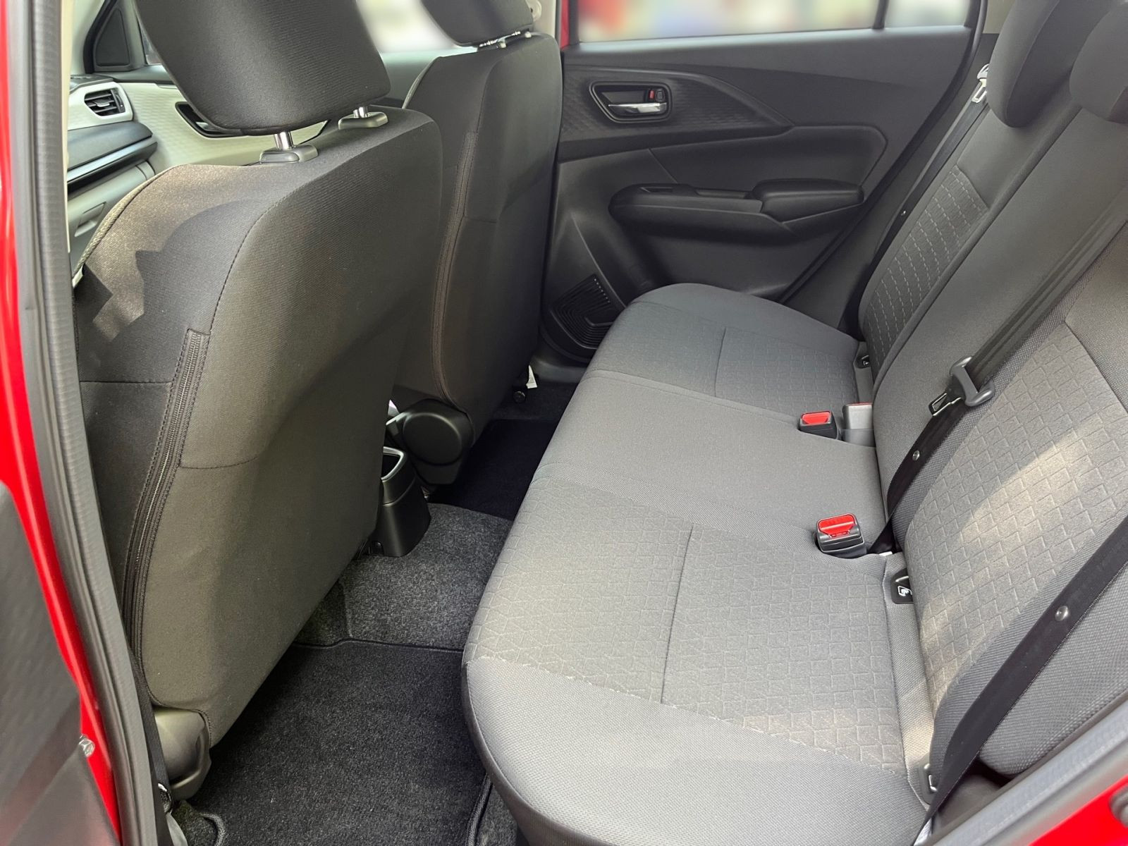 Suzuki SWIFT COMFORT+ HYBRID 61kW)