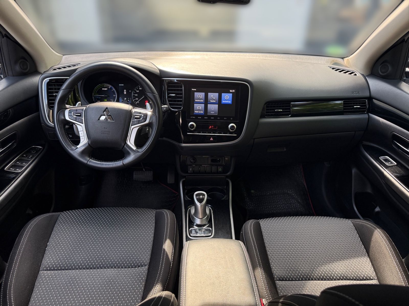 MITSUBISHI Outlander Hybrid 2.4 4WD CVT CarPlay*Kessy*CAM