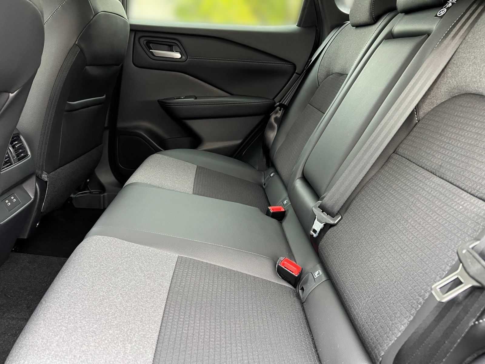 NISSAN QASHQAI 1.3 MHEV N-CONNECTA  HeadUp*E-Heckklappe