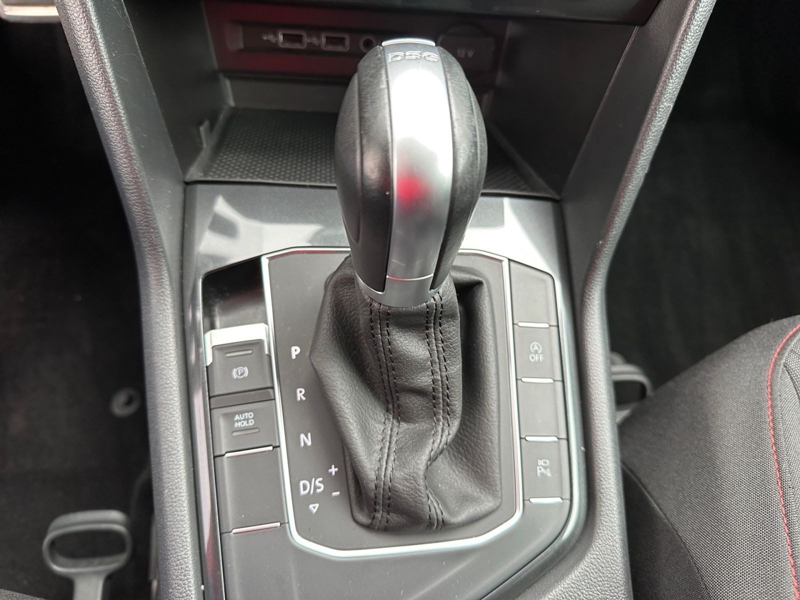 VW Tiguan 1.4 TSI DSG Comfortline 360° NAVI SHZ AHK