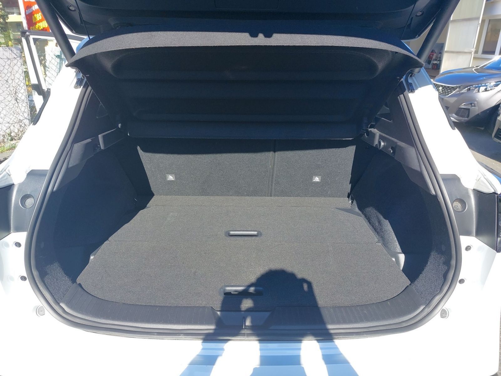 NISSAN Qashqai 1.3 DIG-T N-Connecta HeadUp*Pano*Navi