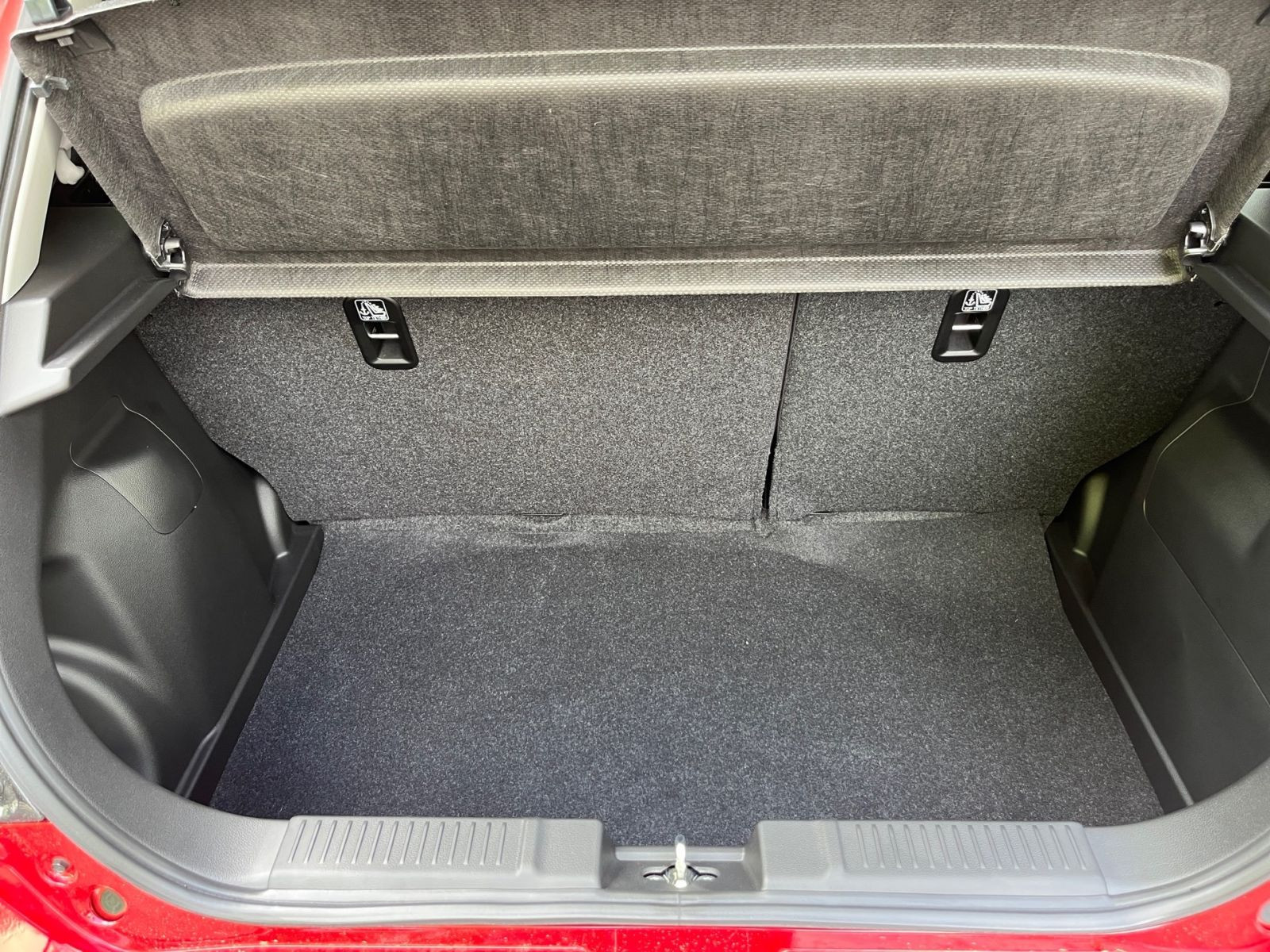 Suzuki SWIFT COMFORT+ HYBRID 61kW)