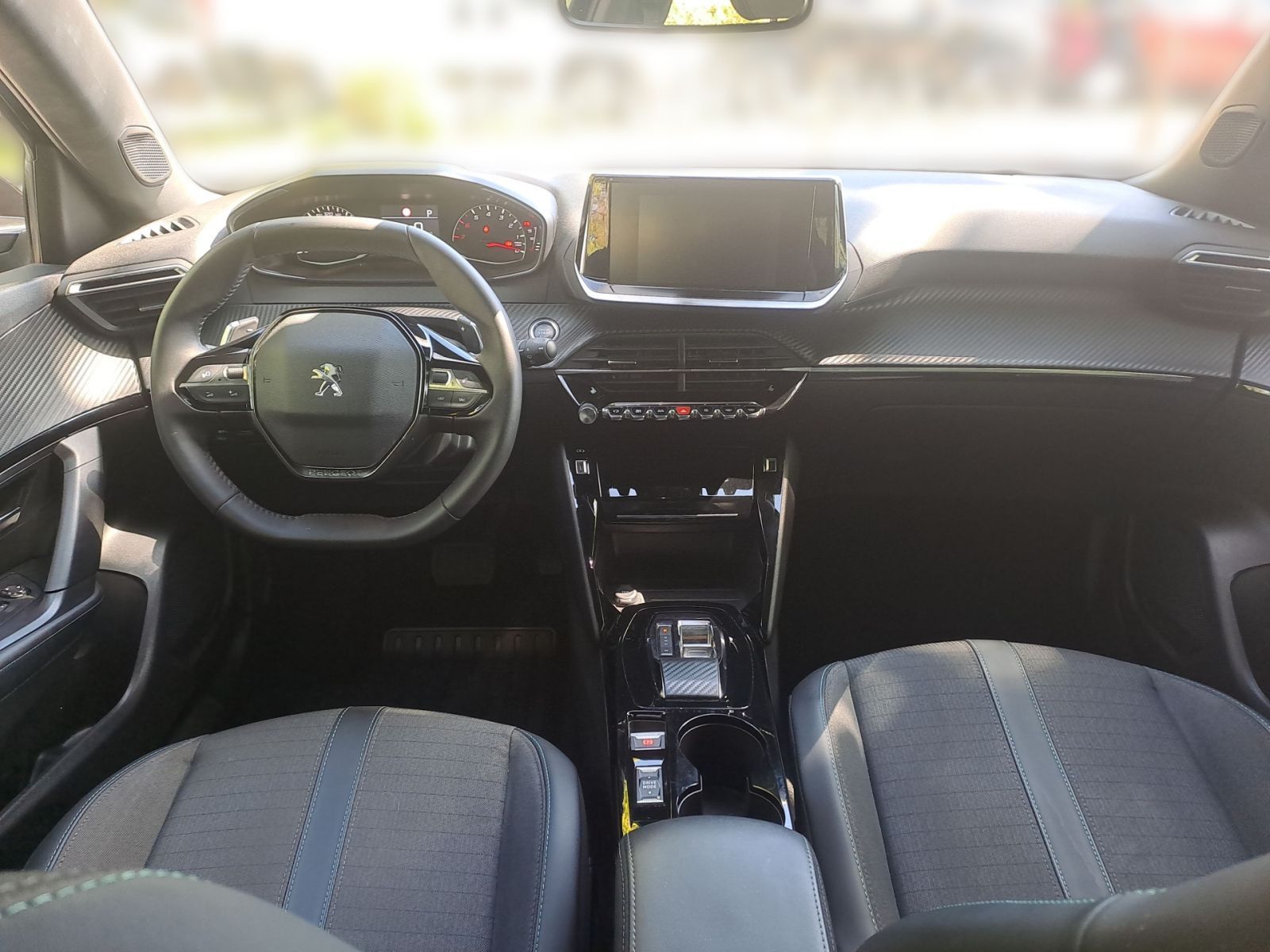 PEUGEOT 2008 1.2 Allure 130 EAT CAM*DAB+*LED