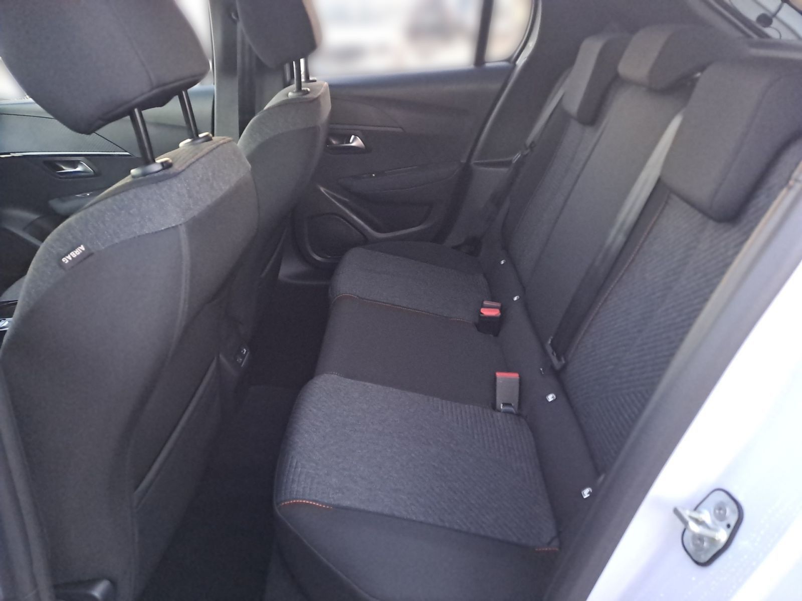 PEUGEOT 208 BUSINESS HYBRID 110 e-DSC6 KAMERA NAVI SHZ