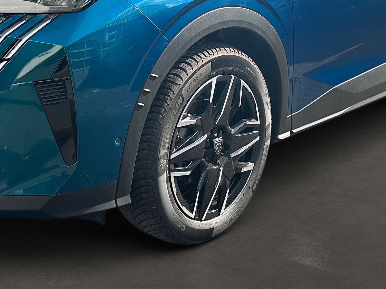 PEUGEOT 3008 Allure Hybrid 145 e-DSC6 *Kamera*21"Curved*