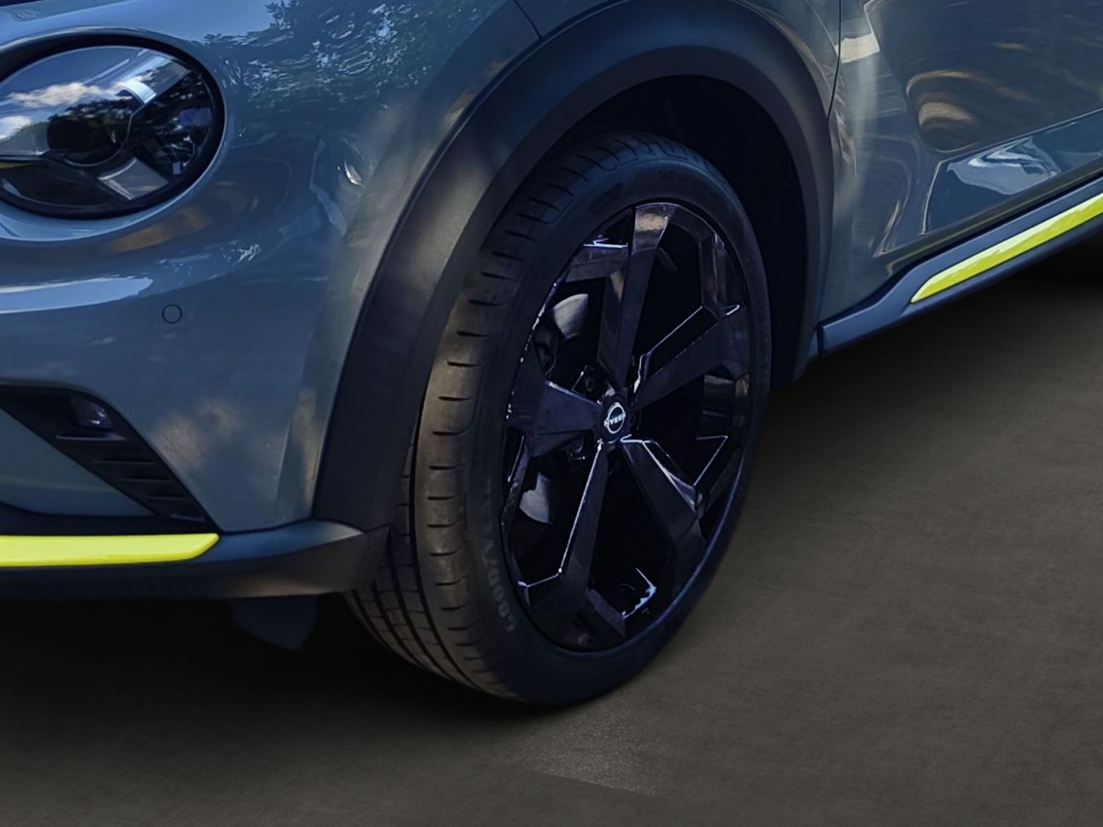 Nissan Juke 1.0 DIG-T 6MT Navi*CAM*CarPlay*LED