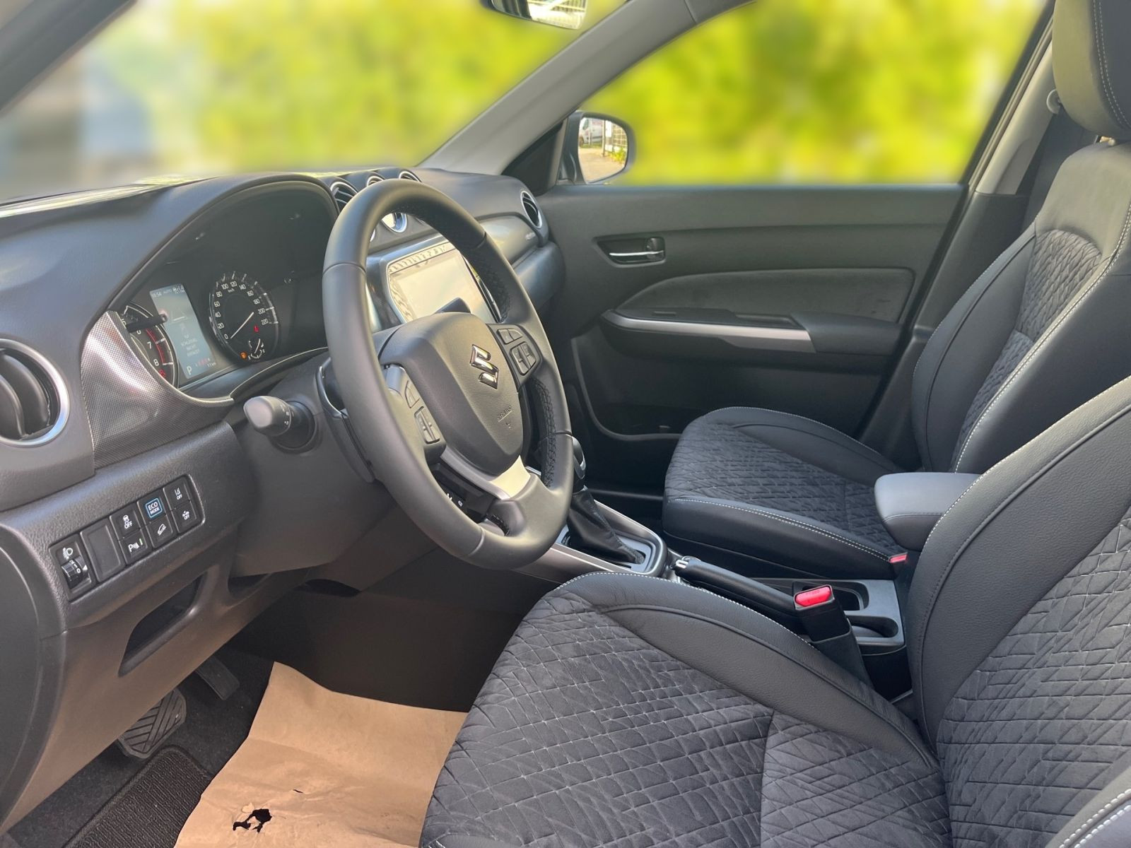 Suzuki VITARA 1.5 COMFORT+ ALLGRIP AGS LED NAVI KAM SHZ