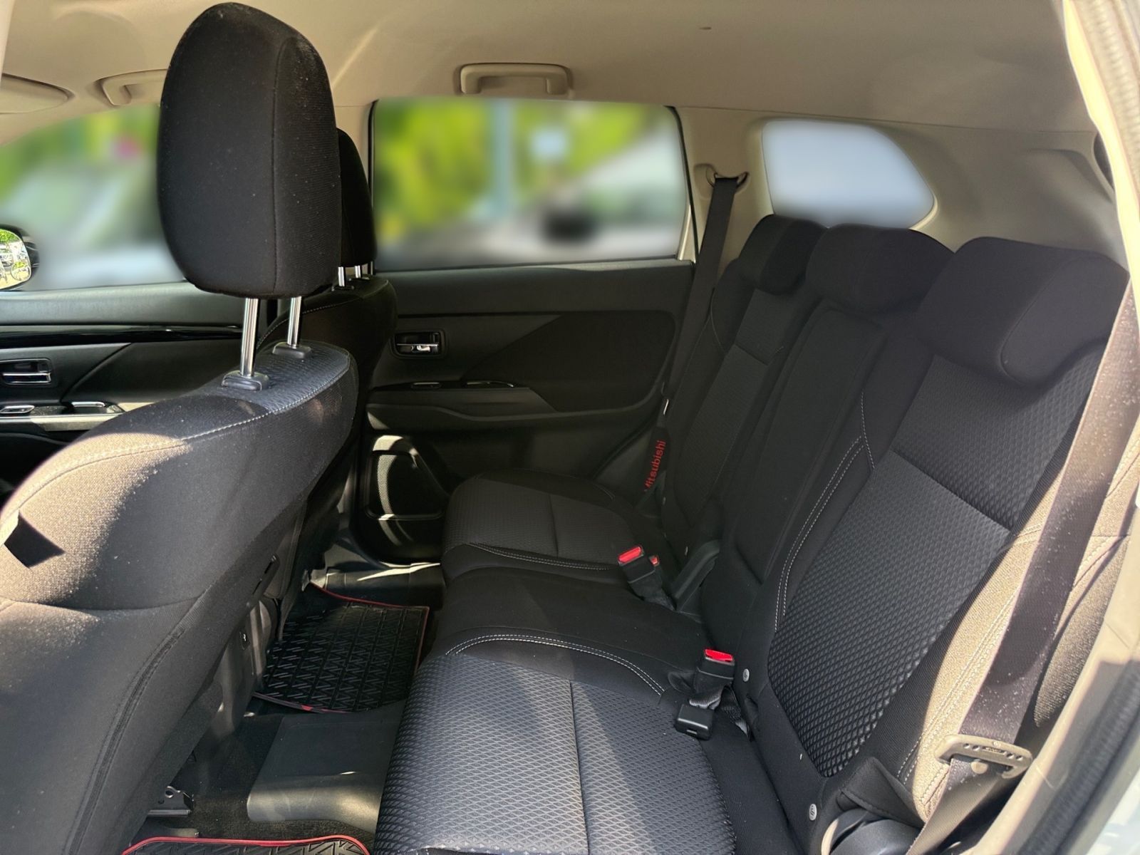 MITSUBISHI Outlander Hybrid 2.4 4WD CVT CarPlay*Kessy*CAM