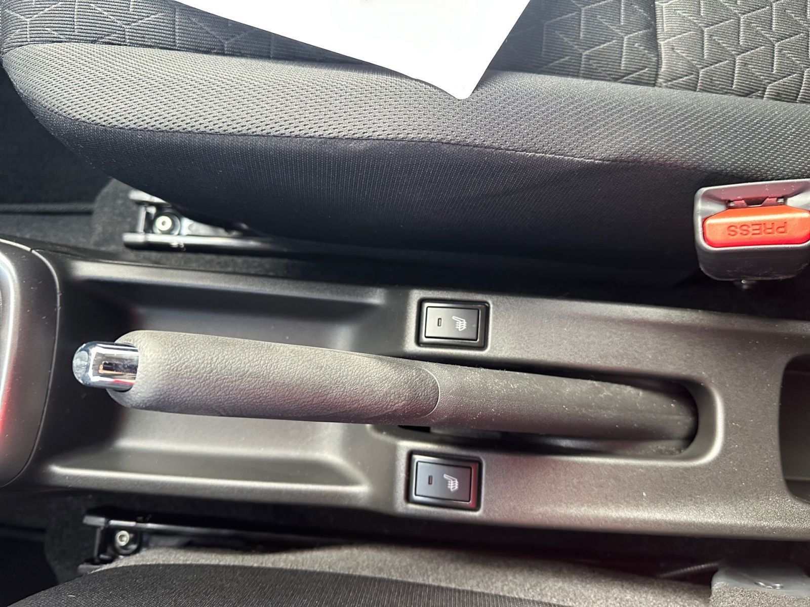 SUZUKI SWIFT COMFORT+ CVT HYBRID ACC*Navi*Kamera*PDC