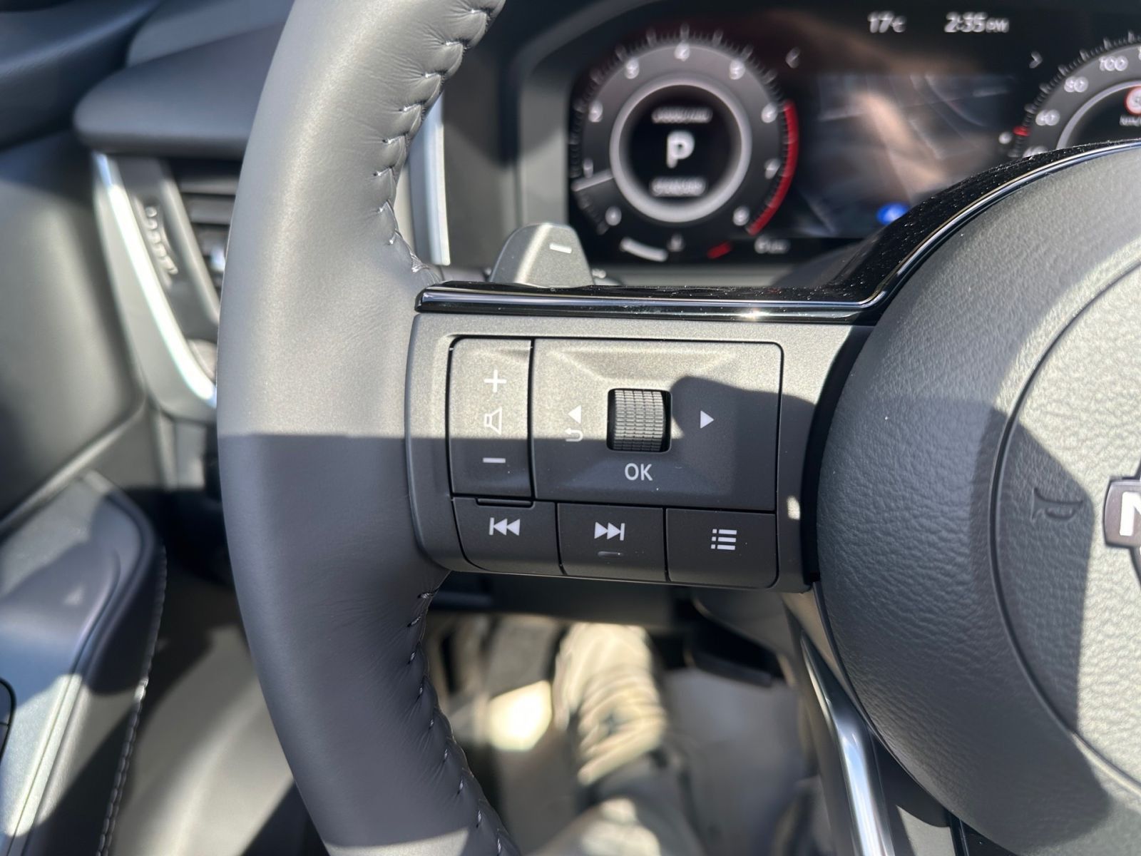 NISSAN QASHQAI TEKNA 1.3 DIG-T LED NAVI PANO 360° WINTE