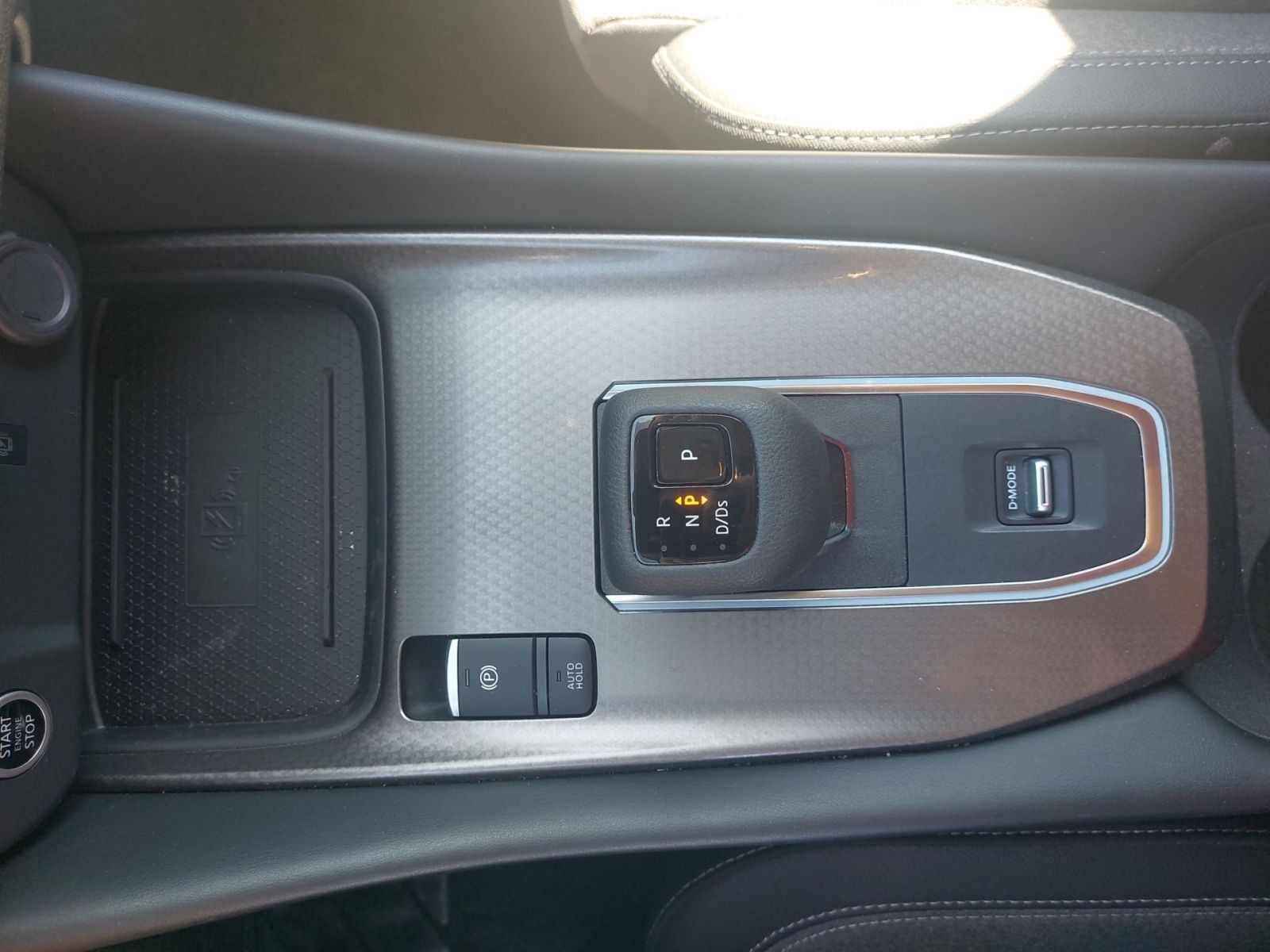 NISSAN Qashqai 1.3 DIG-T N-Connecta HeadUp*Navi*360°CAM