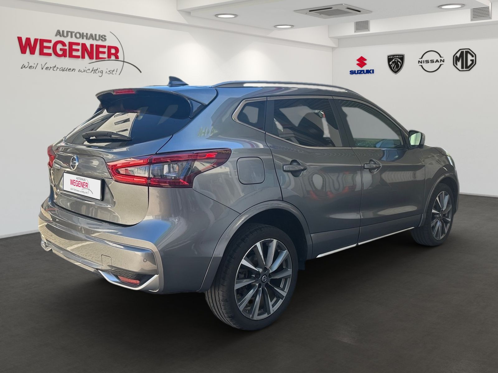 Nissan Qashqai 1.3 AT DIG-T Tekna 360°*PANO*NAVI*Bluet.