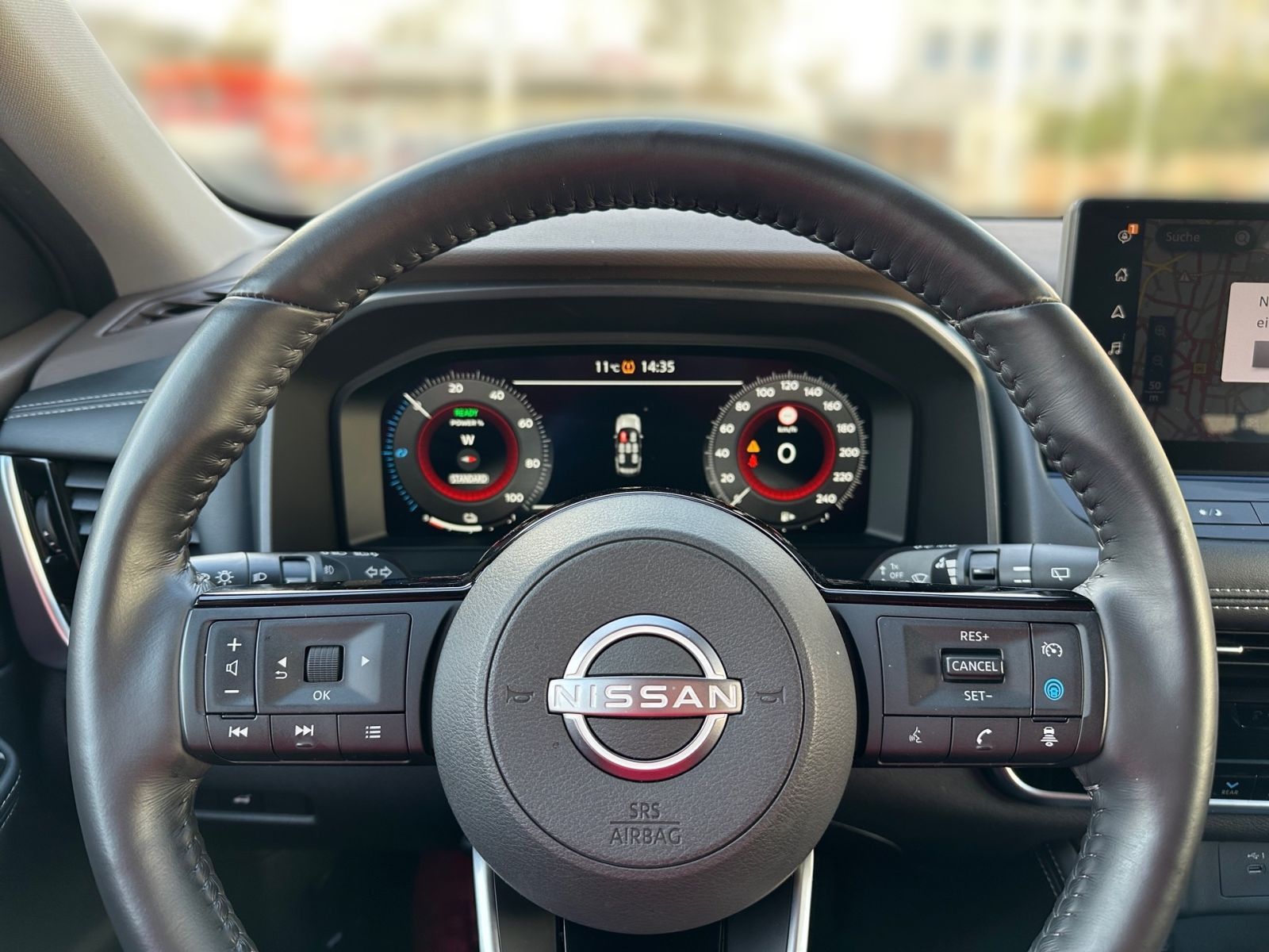 NISSAN X-TRAIL TEKNA 1.5 VC-T e-4ORCE 7-SITZER*WINTER