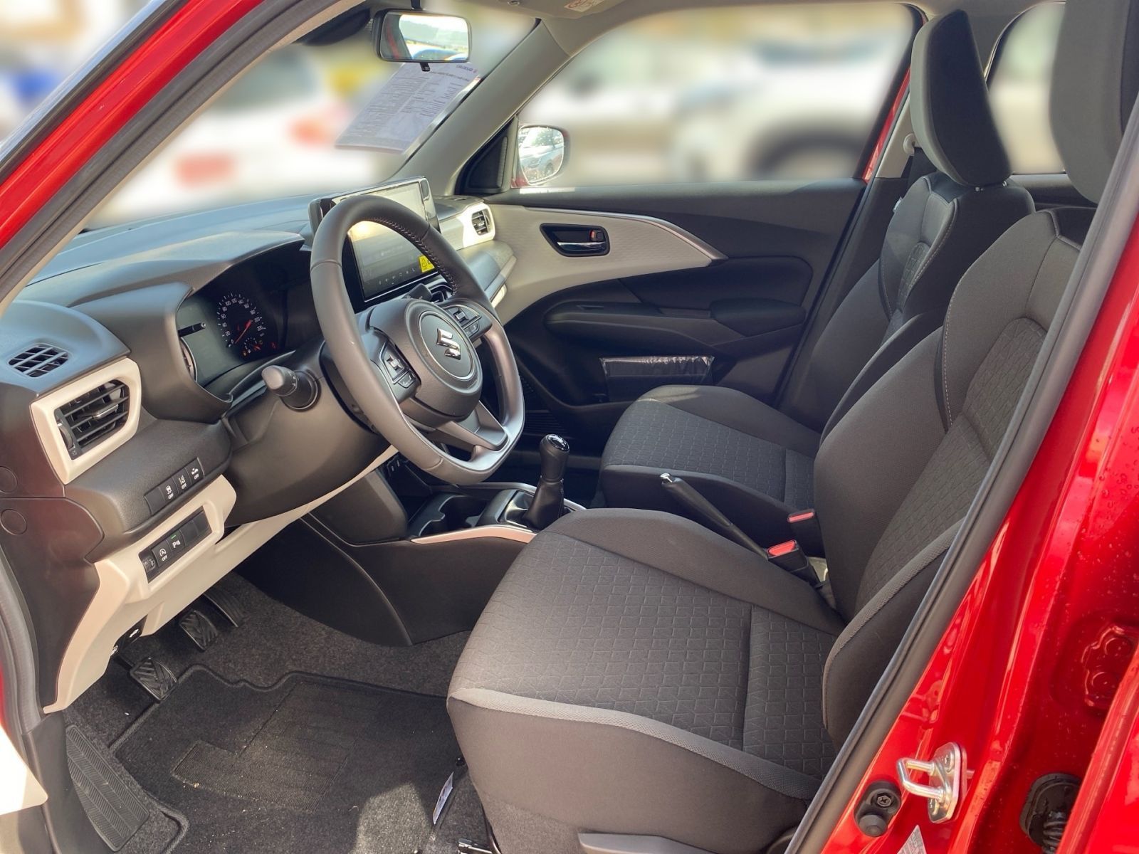 SUZUKI SWIFT COMFORT+ HYBRID 61kW)